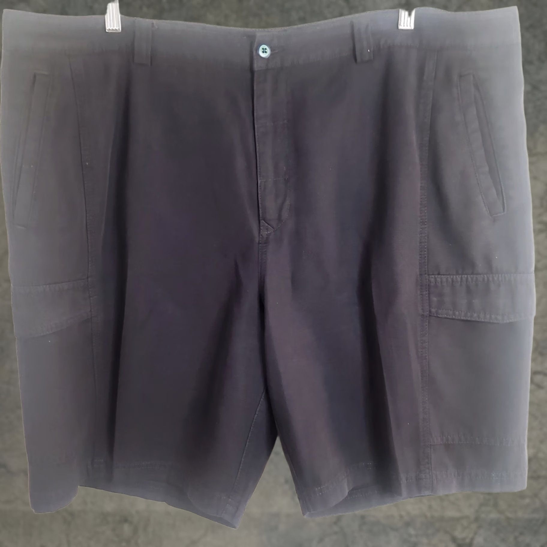 Tommy Bahama Tommy Bahama Shorts Mens 44 Black Stretch Chino Casual Flat Front 10in Inseam Canvas Pocket Pockets Regular Classic Mens Size US 44 / EU 60 - 1 Thumbnail