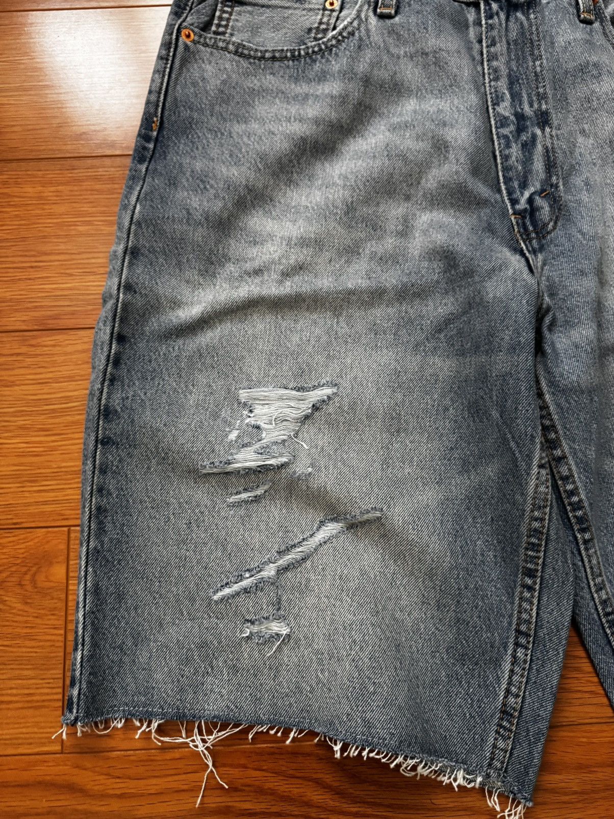 Levi's Levi’s loose fit jorts Size US 36 / EU 52 - 2 Thumbnail