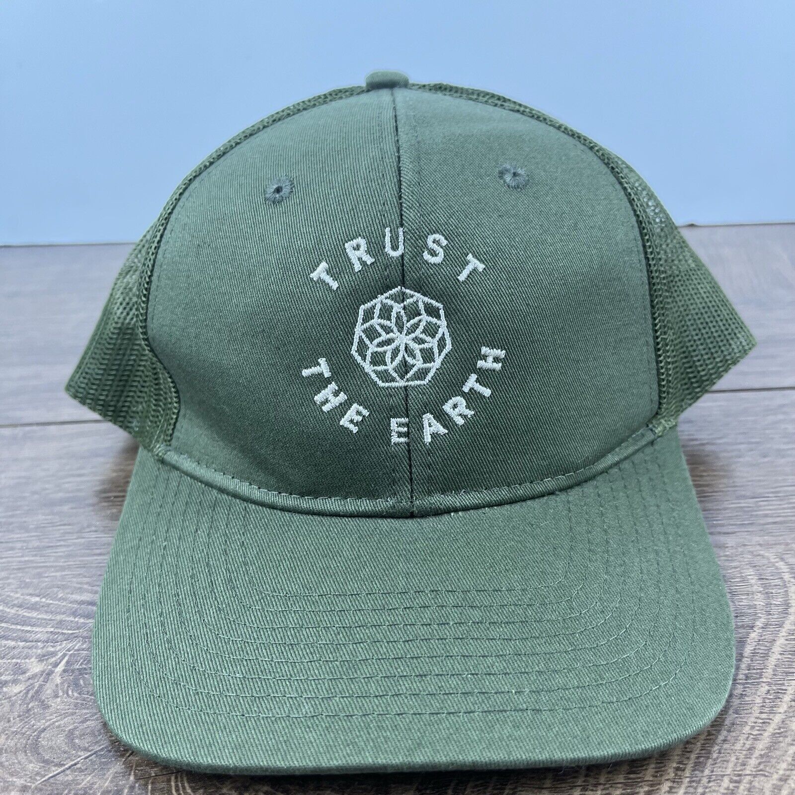Other Trust the Earth Hat Adjustable Hat Green Adjustable Hat Gree Size ONE SIZE - 1 Thumbnail