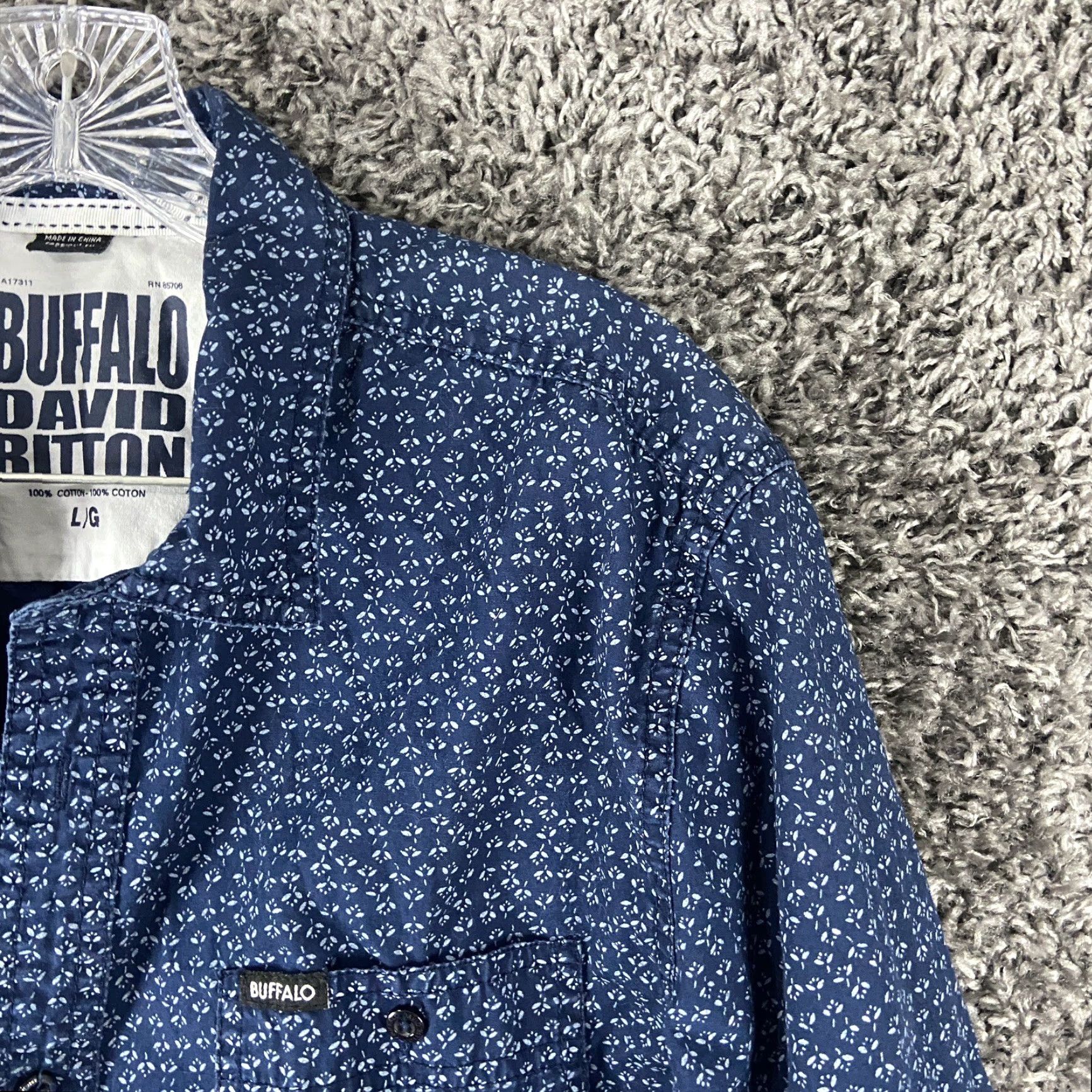 Buffalo David Bitton VINTAGE Buffalo David Bitton Blue Floral Button-Up Shirt L Men Large Blue Floral Long Sleeve Mens L Size US L / EU 52-54 / 3 - 4 Thumbnail