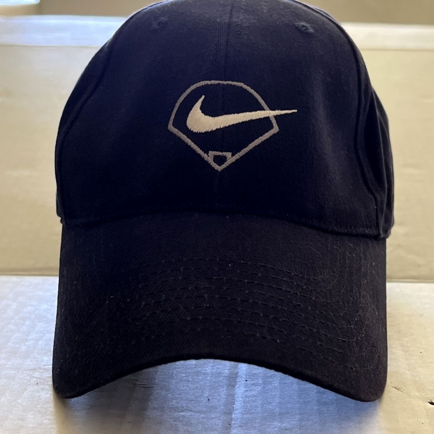 Nike VINTAGE Nike Swoosh Baseball Diamond Hat Adjustable Dark Blue Gray Label Men Adjustable Cotton Hat Diamond Baseball Mens Size ONE SIZE - 7 Thumbnail