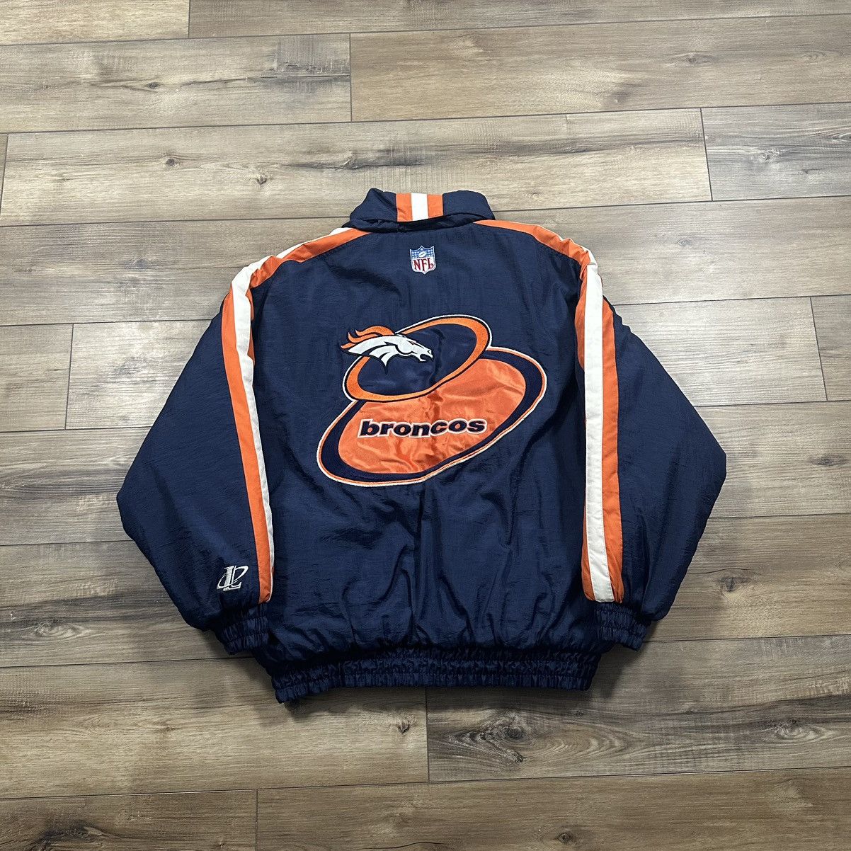 Logo Athletic Vintage 90s Logo Athletic NFL Denver Broncos Puffer Jacket Size US XL / EU 56 / 4 - 5 Thumbnail