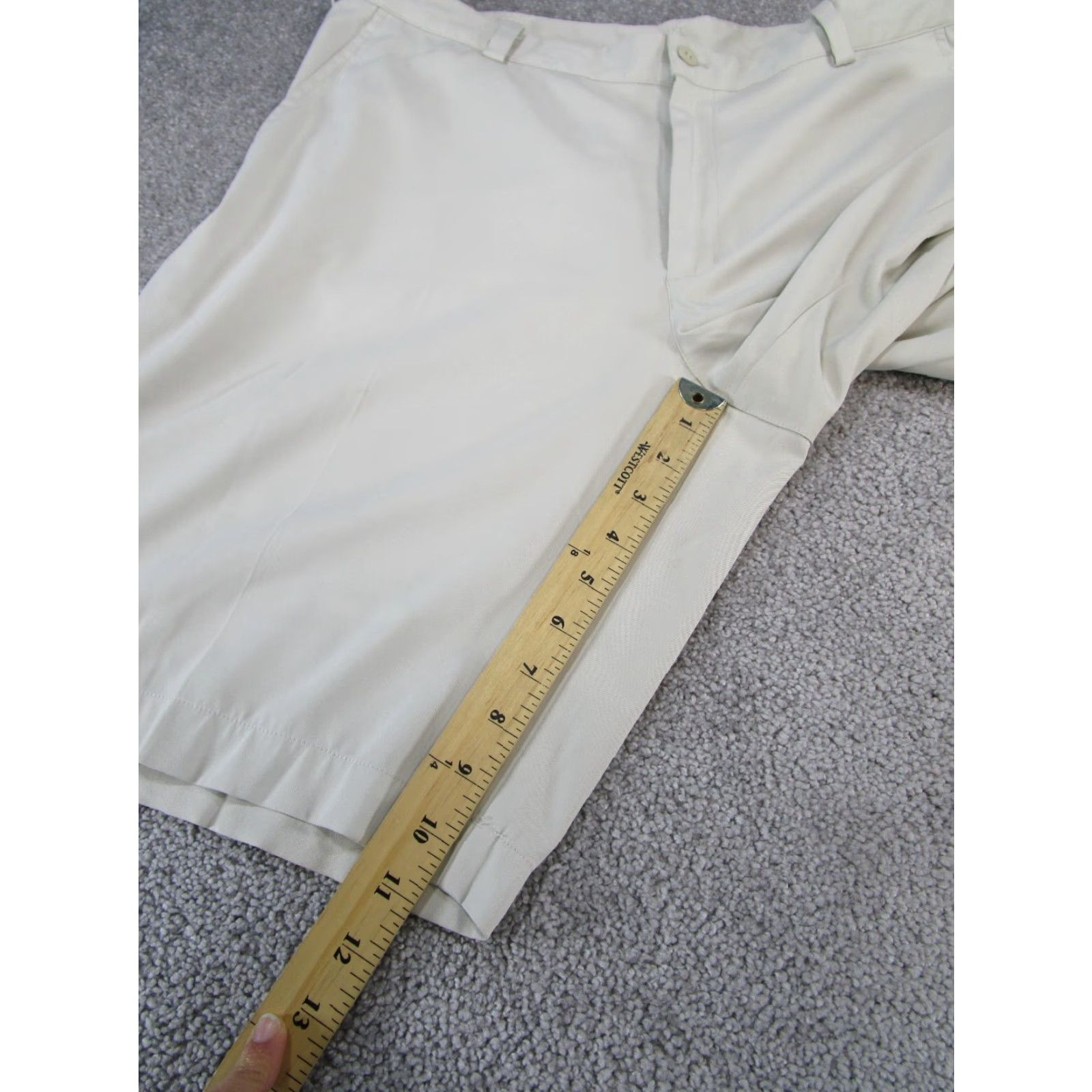 Nike Nike Golf Shorts 36 Beige Lightweight Dri Fit Mens Size US 36 / EU 52 - 4 Thumbnail