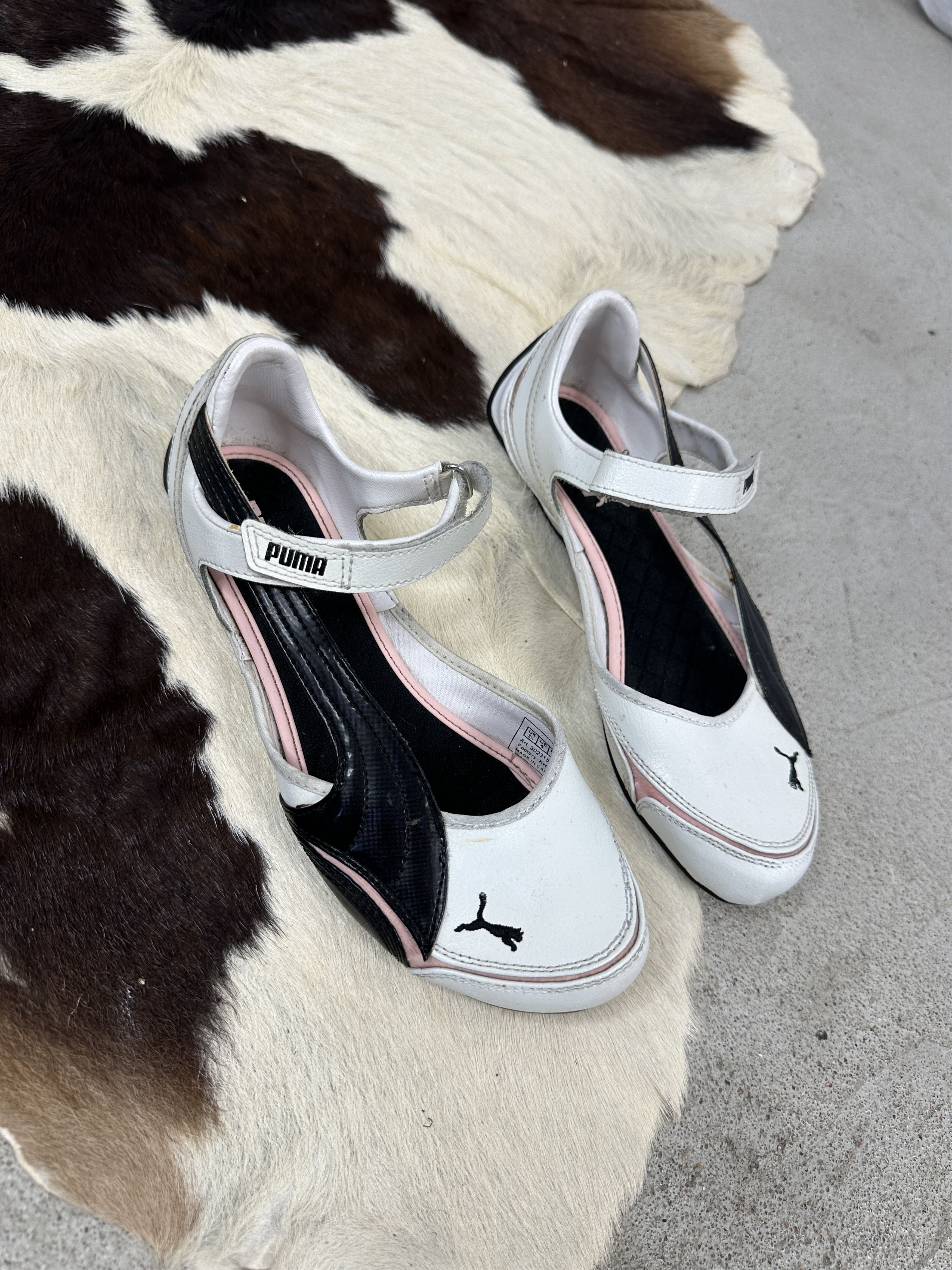 Puma × Vintage Vintage Sportswear Speed Princess Cut Out Puma Ballet Flats Size US 6 / IT 36 - 1 Thumbnail