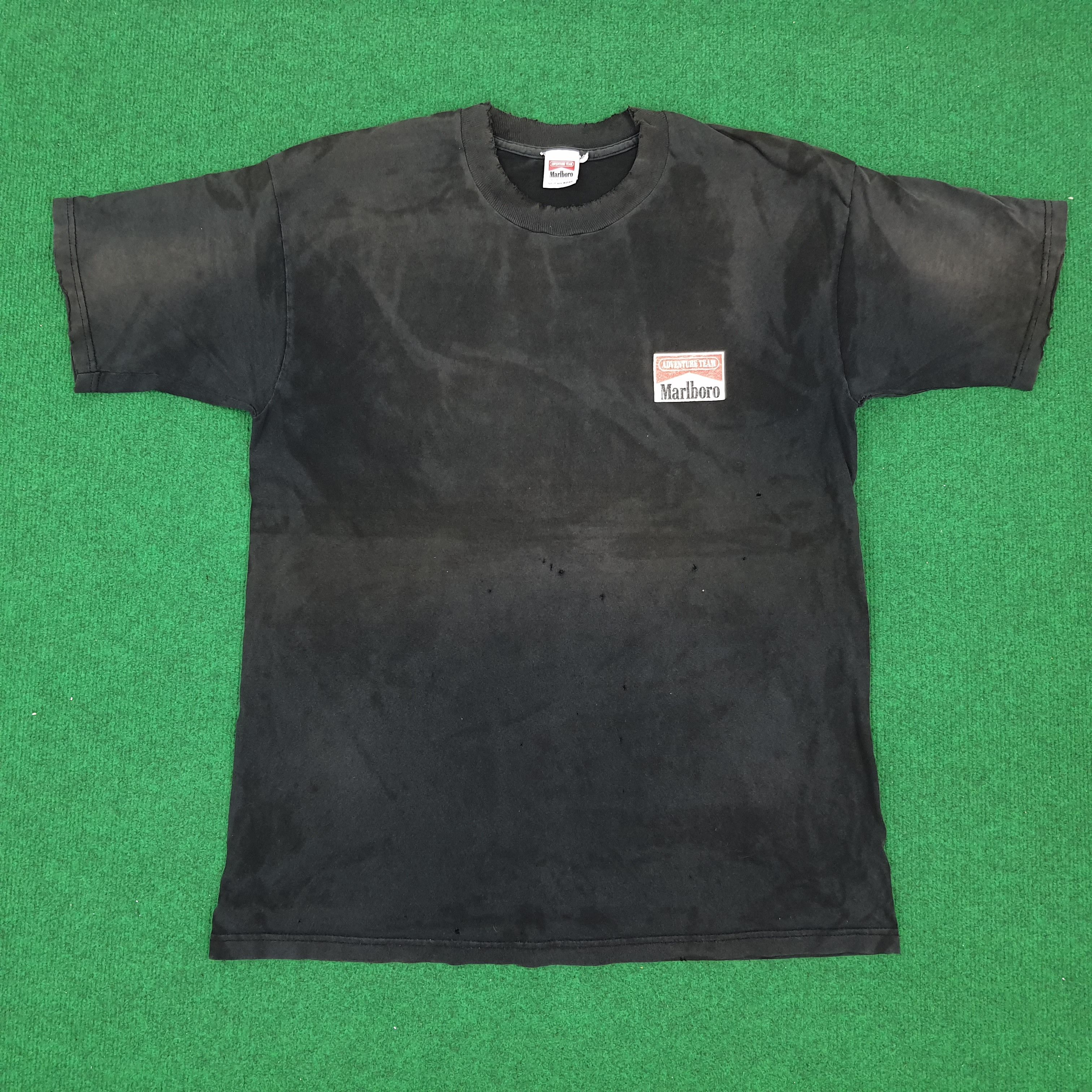 Marlboro × Vintage Vintage Marlboro Adventure Team Tshirt Size US L / EU 52-54 / 3 - 3 Thumbnail