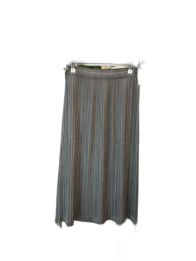 Issey Miyake Olive Green A-Line Skirt by Issey Miyake-yf Size 22" - 1 Thumbnail