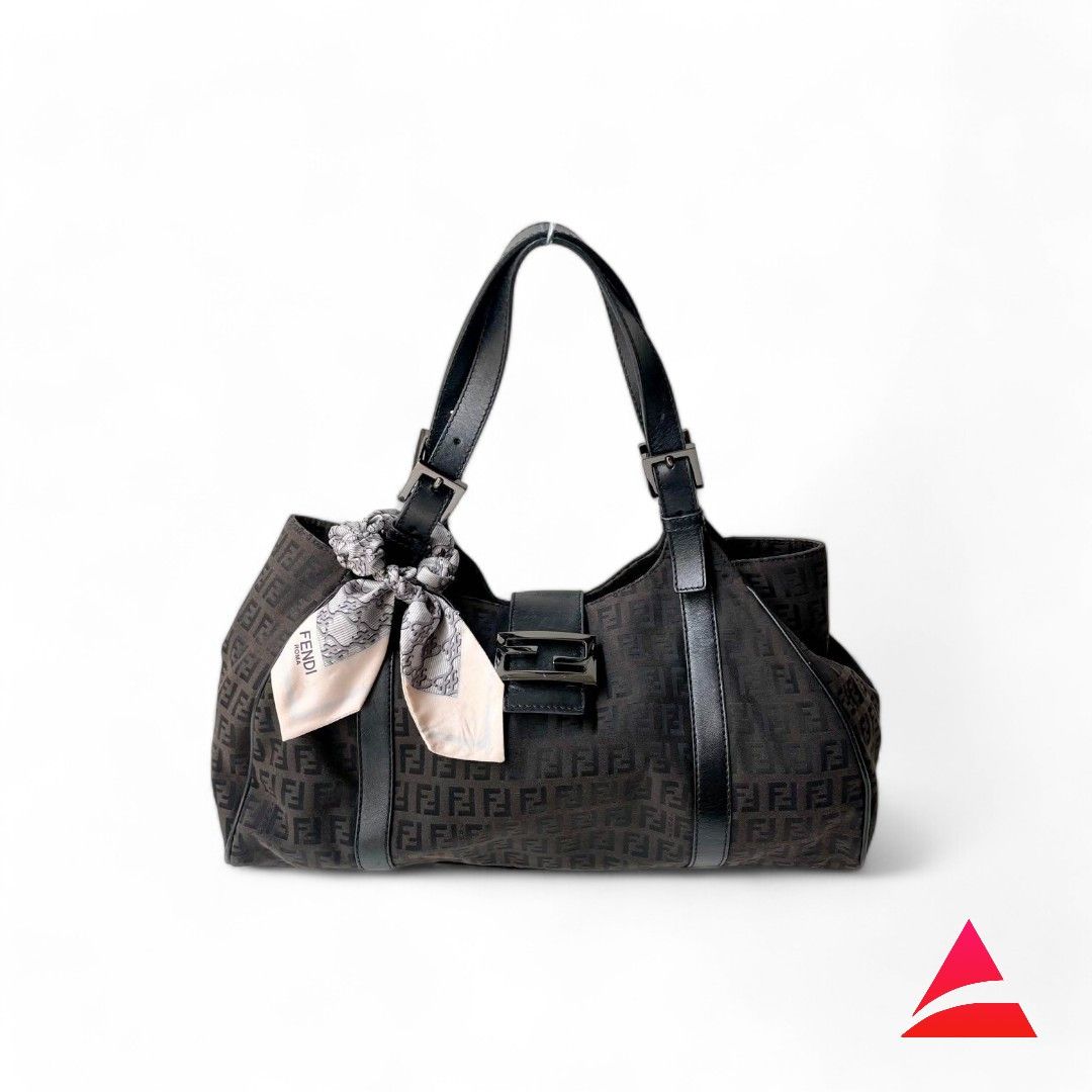 Fendi Fendi - Mamma Baguette Handbag Zucca Black Leather Size ONE SIZE - 1 Thumbnail