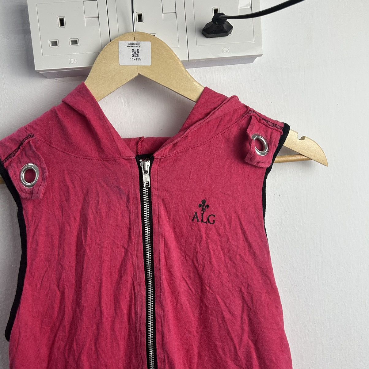 Algonquins Sleeveless Punk Seditionaries Hoodie
