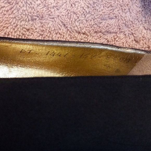 Salvatore Ferragamo Salvatore Ferragamo Leather Sole Pointed Toe Kitten Heels Pu Size US 8.5 / IT 38.5 - 6 Thumbnail