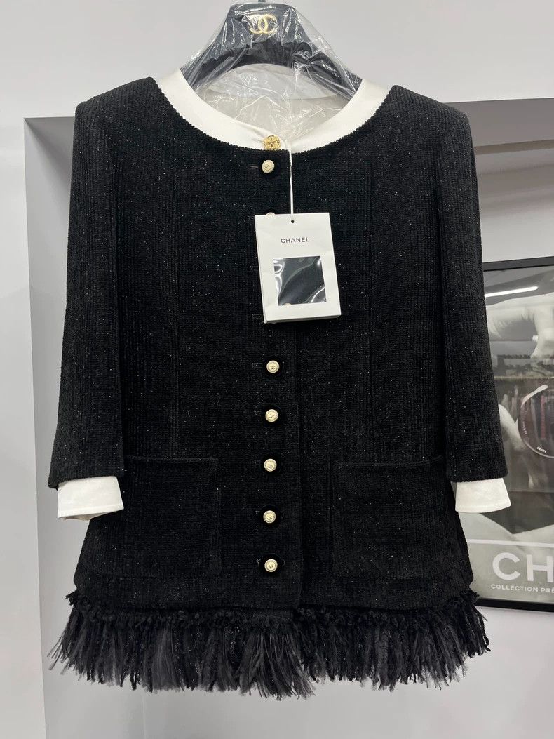 Chanel Chanel Black Ostrich Feather Fringe Jacket Size US M / EU 48-50 / 2 - 1 Thumbnail