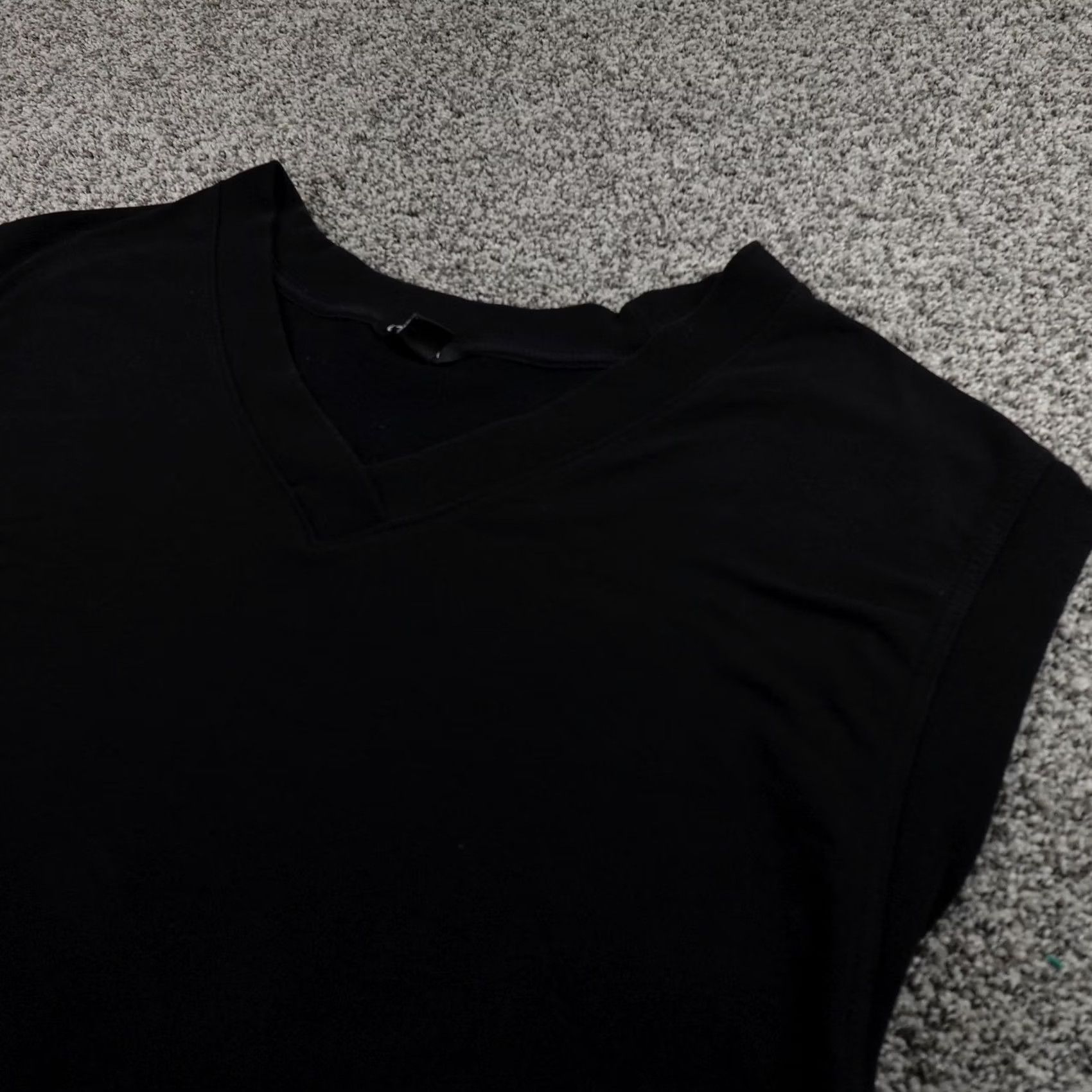 Athleta Athleta Vest Womens XL Black Retro Sweatshirt Tank Top V-Neck Sleeveless Pullover Tee Knit Cotton Polyester Spandex Size XL / US 12-14 / IT 48-50 - 3 Thumbnail