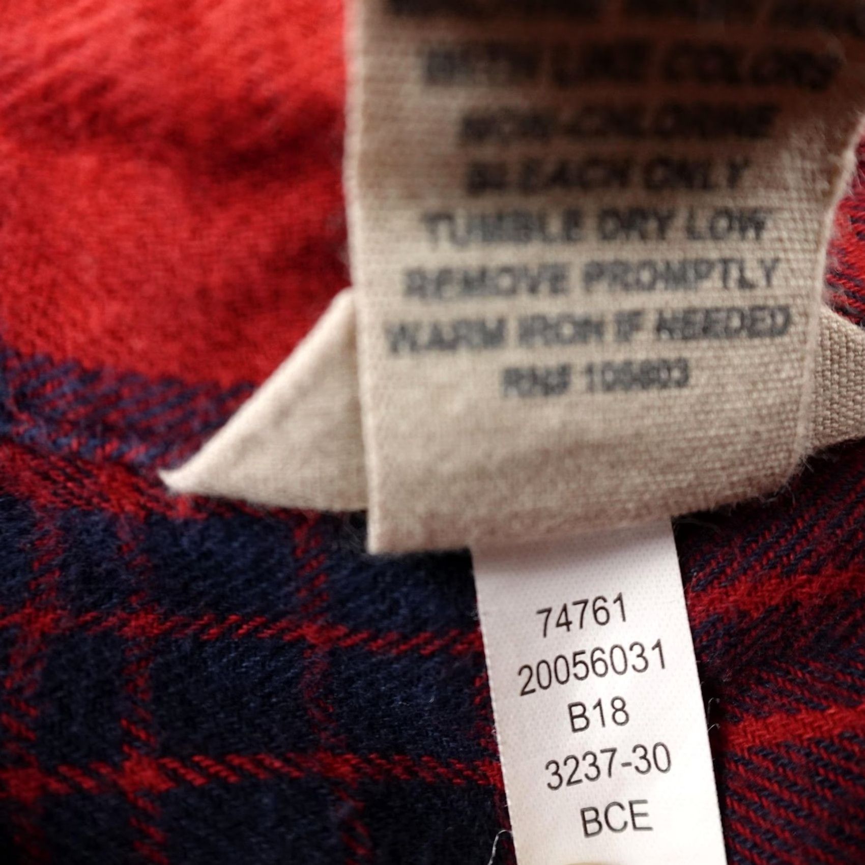 Vintage Duluth Shirt Womens 3XL Red Plaid Flannel Button-Up Long Sleeve with Pockets Cotton Tunic Outdoor Size XXL / US 16-18 / IT 52-54 - 6 Thumbnail