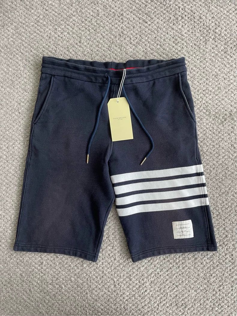 Thom Browne Thom Browne size2 Blue and green sports shorts Size US 26 / EU 42 - 3 Thumbnail