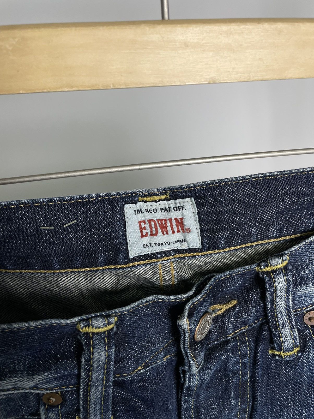 Edwin Edwin Made in Japan ( Size 33 ) Vintage Faded Denim Jeans Size US 33 - 13 Thumbnail