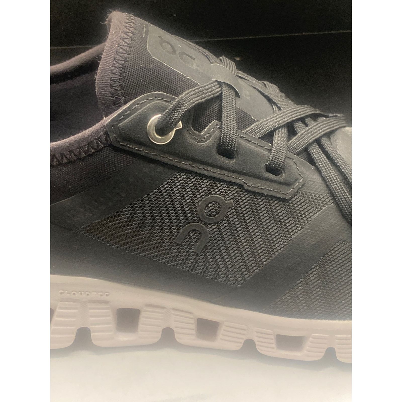 On Cloud X 3 AD Hybrid Training Black/White 3WD303000299 W6.5 Size US 6.5 / IT 36.5 - 8 Thumbnail