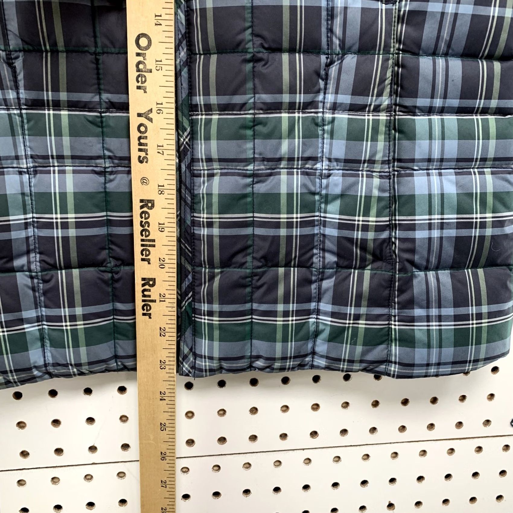 Eddie Bauer Eddie Bauer Womens Down Puffer Vest Plaid Sleeveless Full Zip Outdoor Small Green Vest Womens XS S? Size S / US 4 / IT 40 - 6 Thumbnail