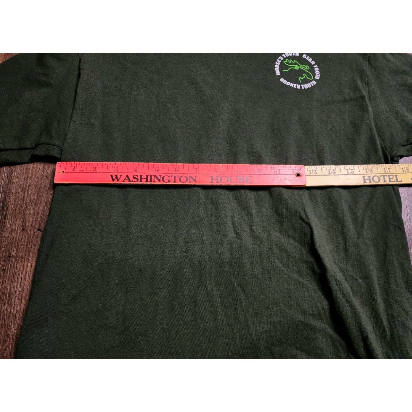 Doublet VINTAGE Moose’s Tooth Pub & Pizzeria T Shirt - Short Sleeve Crew Neck Green, Men’s Small, Double Sided Graphic, Beer Alaska Pub Travel Logo Shirt Mens Size US S / EU 44-46 / 1 - 2 Thumbnail