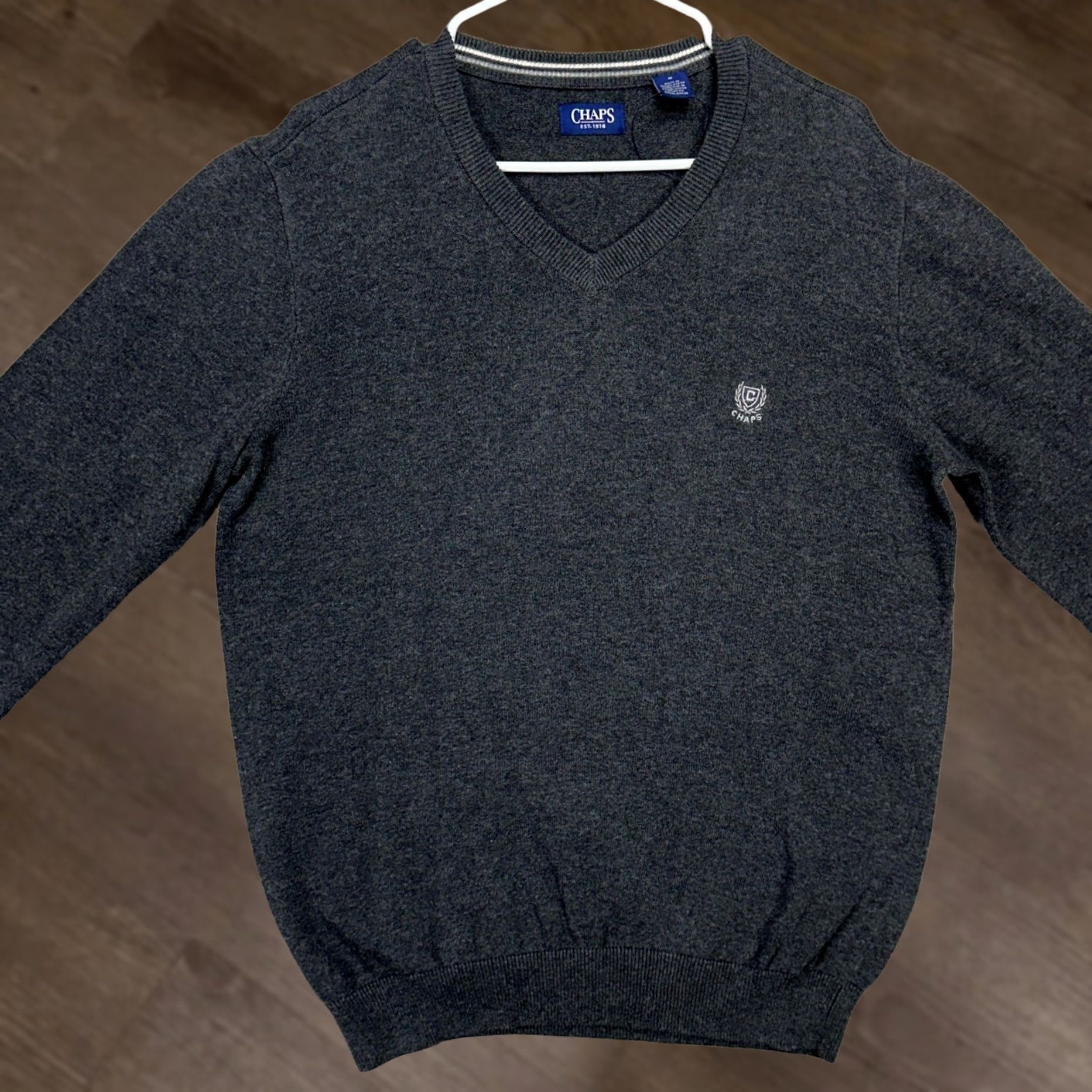 Chaps Chaps Pullover Sweater Mens M V-Neck Long Sleeve Logo Comfort Knit Solid Gray Casual Outdoor Walking Clothing Mens Size US M / EU 48-50 / 2 - 1 Thumbnail