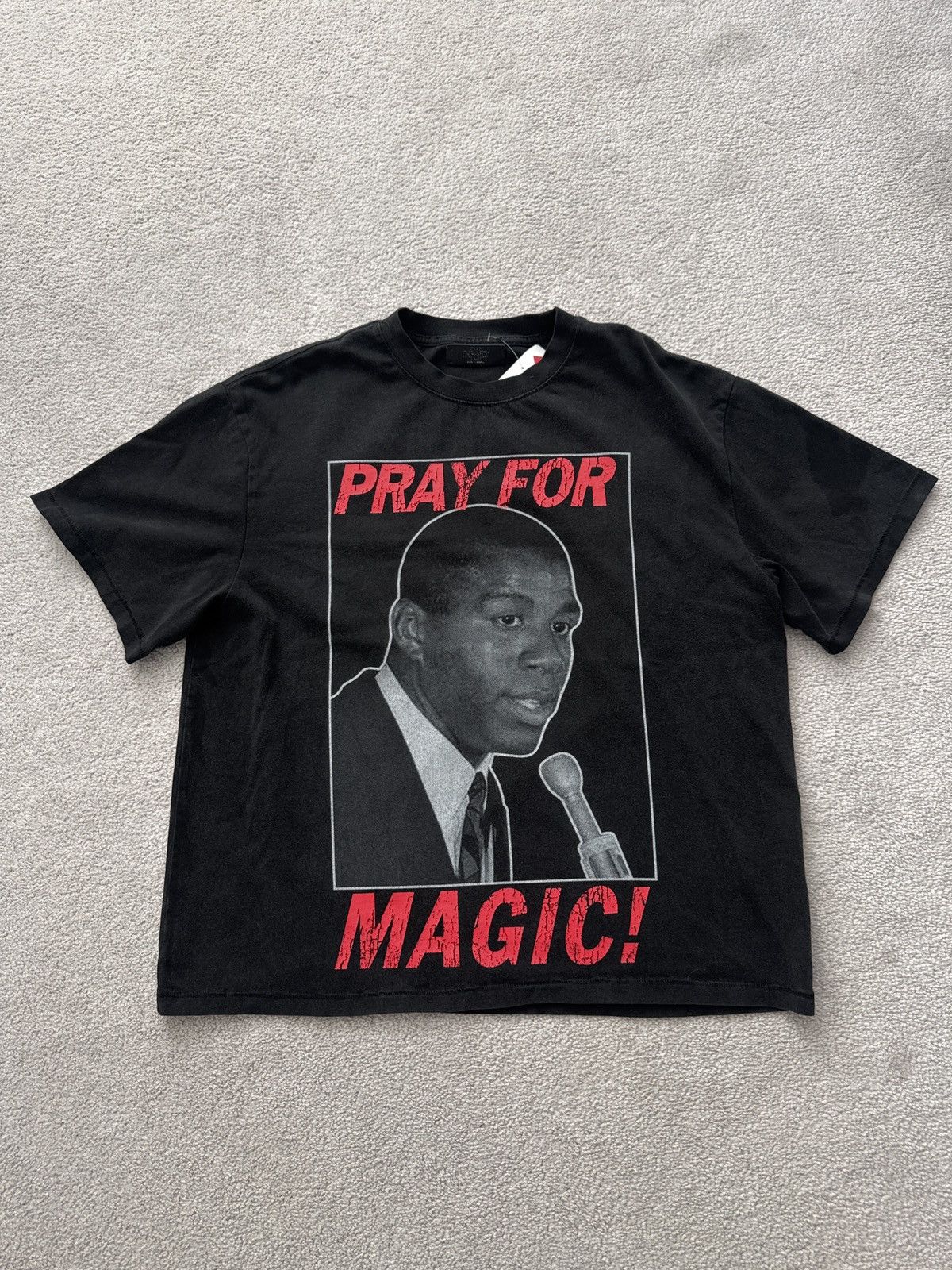 HMDD HMDD pray for magic tee size xs Size US XS / EU 42 / 0 - 1 Thumbnail