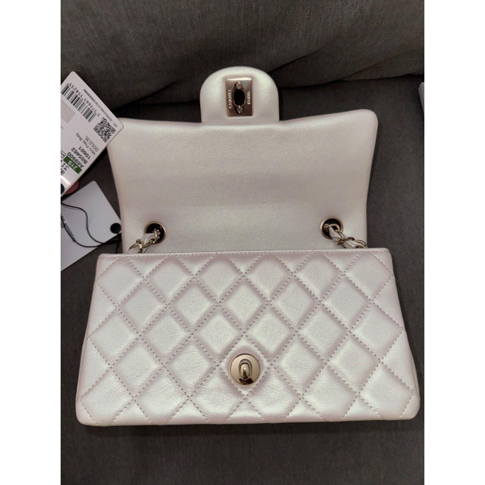 Chanel Chanel White Mini Flap CC Quilted Chain Crossbody Bag Size ONE SIZE - 17 Thumbnail