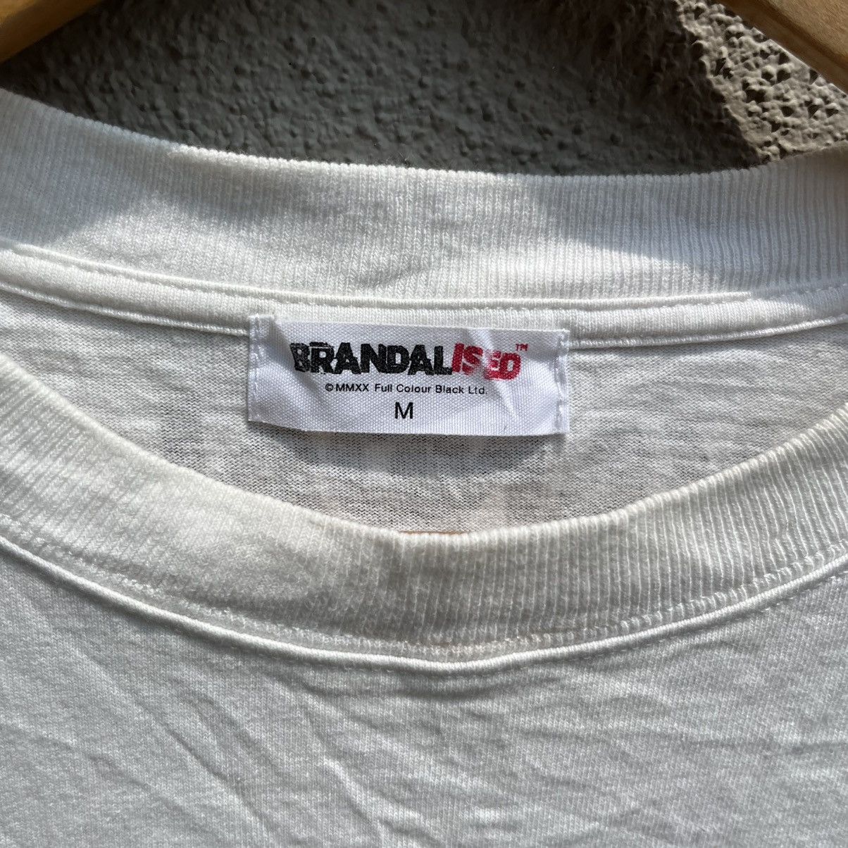 Arts & Science BANKSY photo art tee street art Size US M / EU 48-50 / 2 - 5 Thumbnail