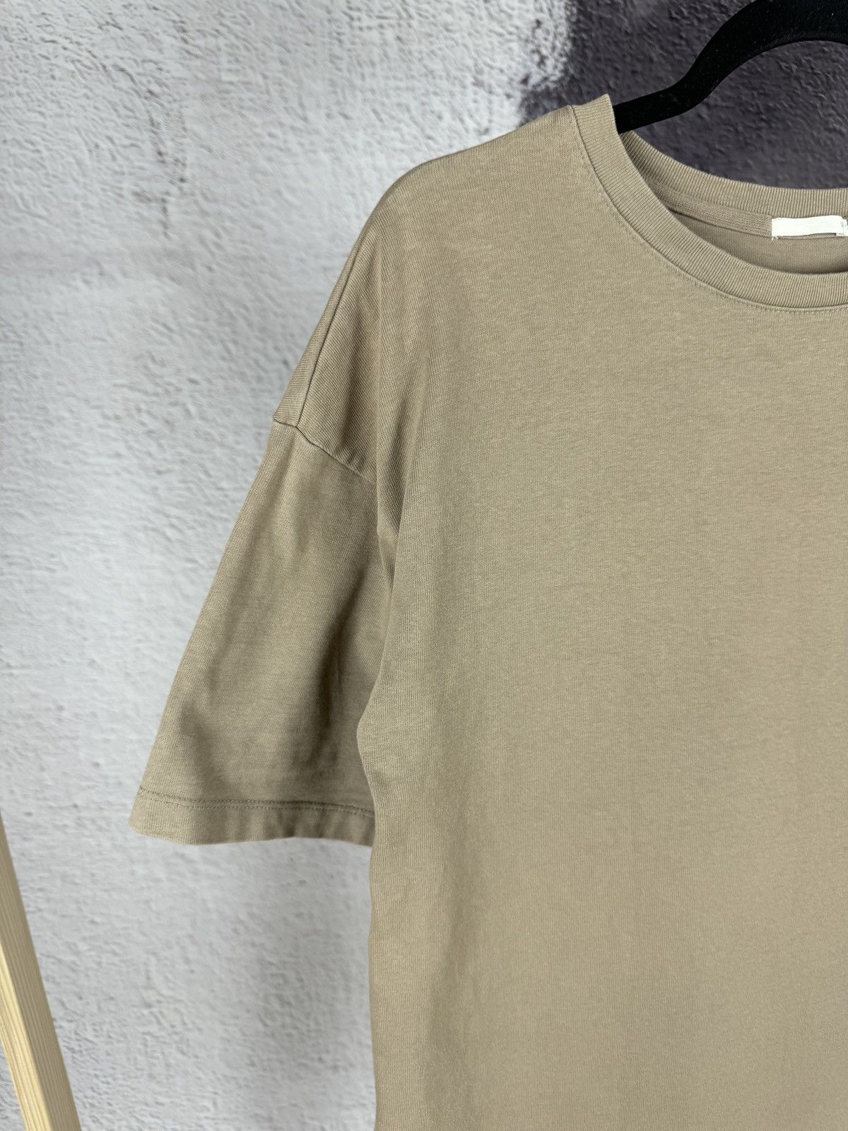 GU × Japanese Brand GU Japan beige long basic tee shirt Size US M / EU 48-50 / 2 - 4 Thumbnail