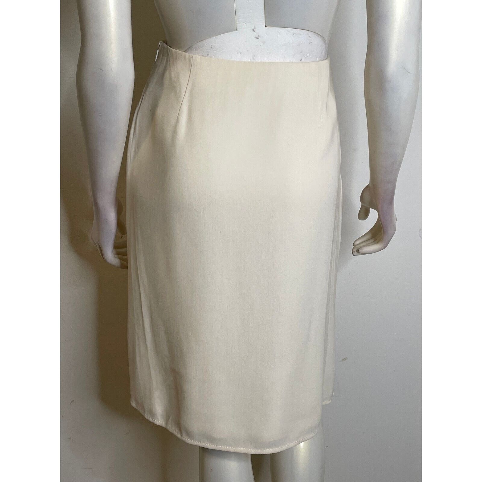 Valentino Vintage Valentino Ivory Wool Blend Straight Skirt Womens 8 Size 30" / US 8 / IT 44 - 4 Thumbnail
