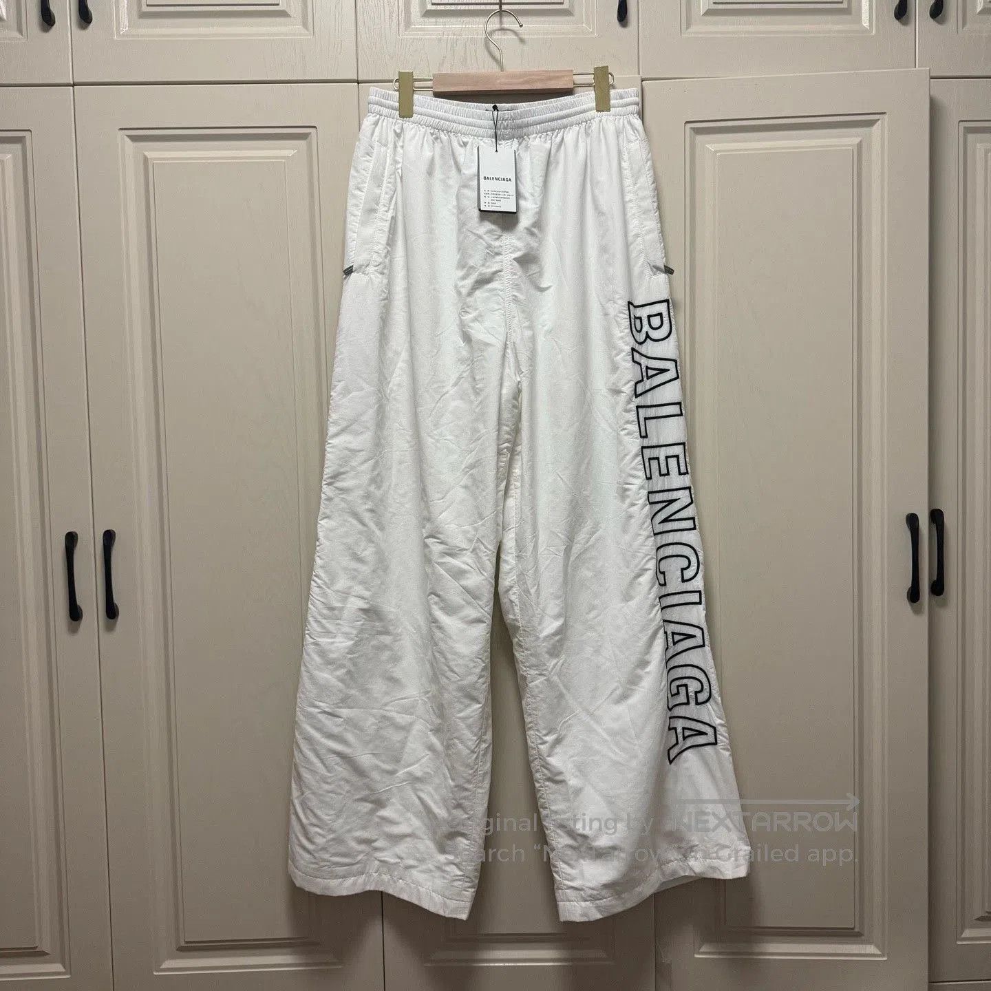 Balenciaga Balenciaga White Large Logo Embroidered Nylon Sweatpants. Size US 36 / EU 52 - 1 Thumbnail