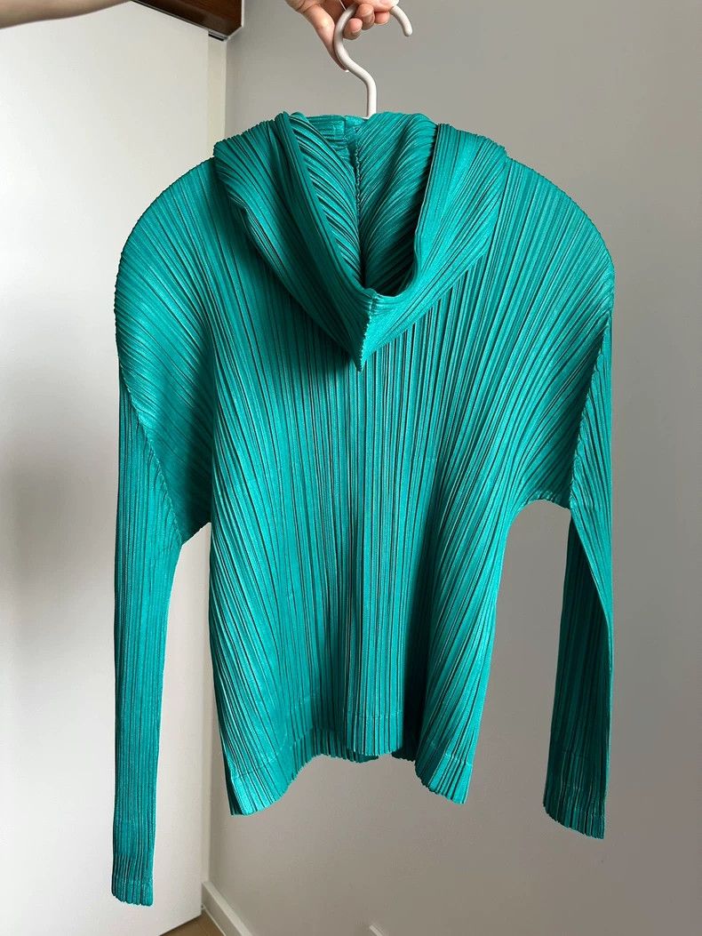Issey Miyake Issey Miyake size:3 Green pleated hooded zipper jacket Size XS / US 0-2 / IT 36-38 - 3 Thumbnail