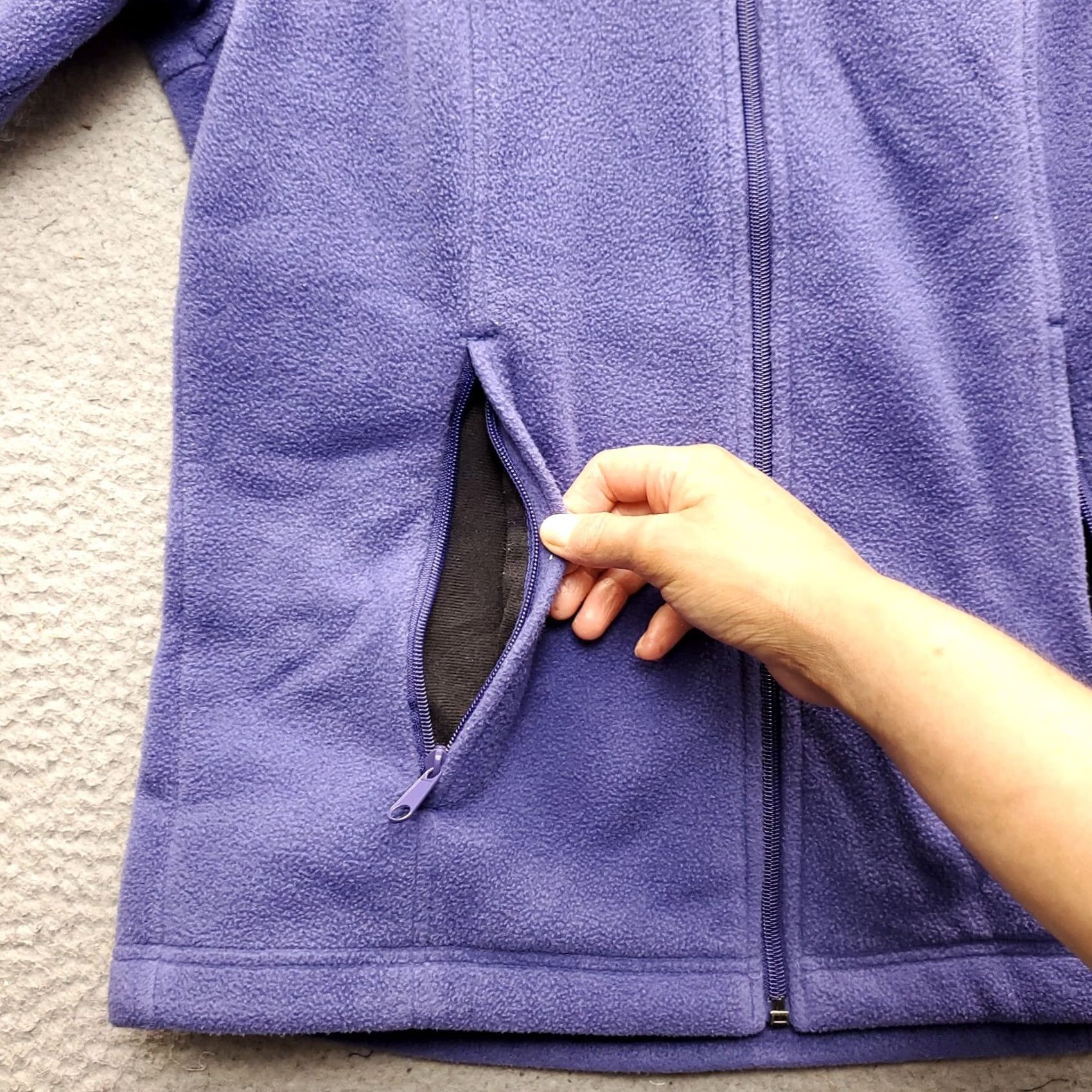 Vintage Columbia Womens Fleece Jacket Purple Regular Full Zip Outdoor ID:42062 Size S / US 4 / IT 40 - 6 Thumbnail