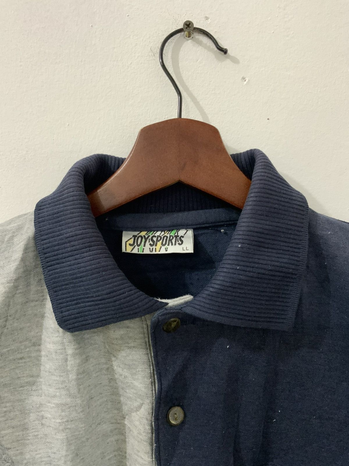Japanese Brand Vintage Joy Sports Indigo Collar Sweatshirt Size US XL / EU 56 / 4 - 6 Thumbnail
