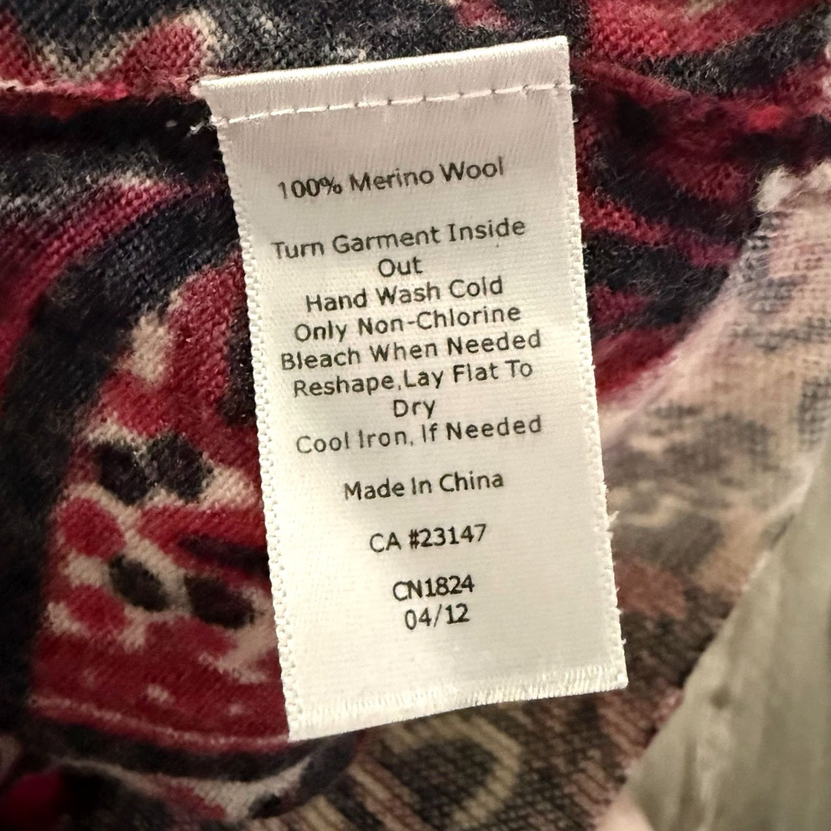 Talbots Talbots Pure Merino Wool Sweater Womens L Pink Black Paisley 3/4 Sleeve V-Neck Pullover Regular Size L / US 10 / IT 46 - 4 Thumbnail
