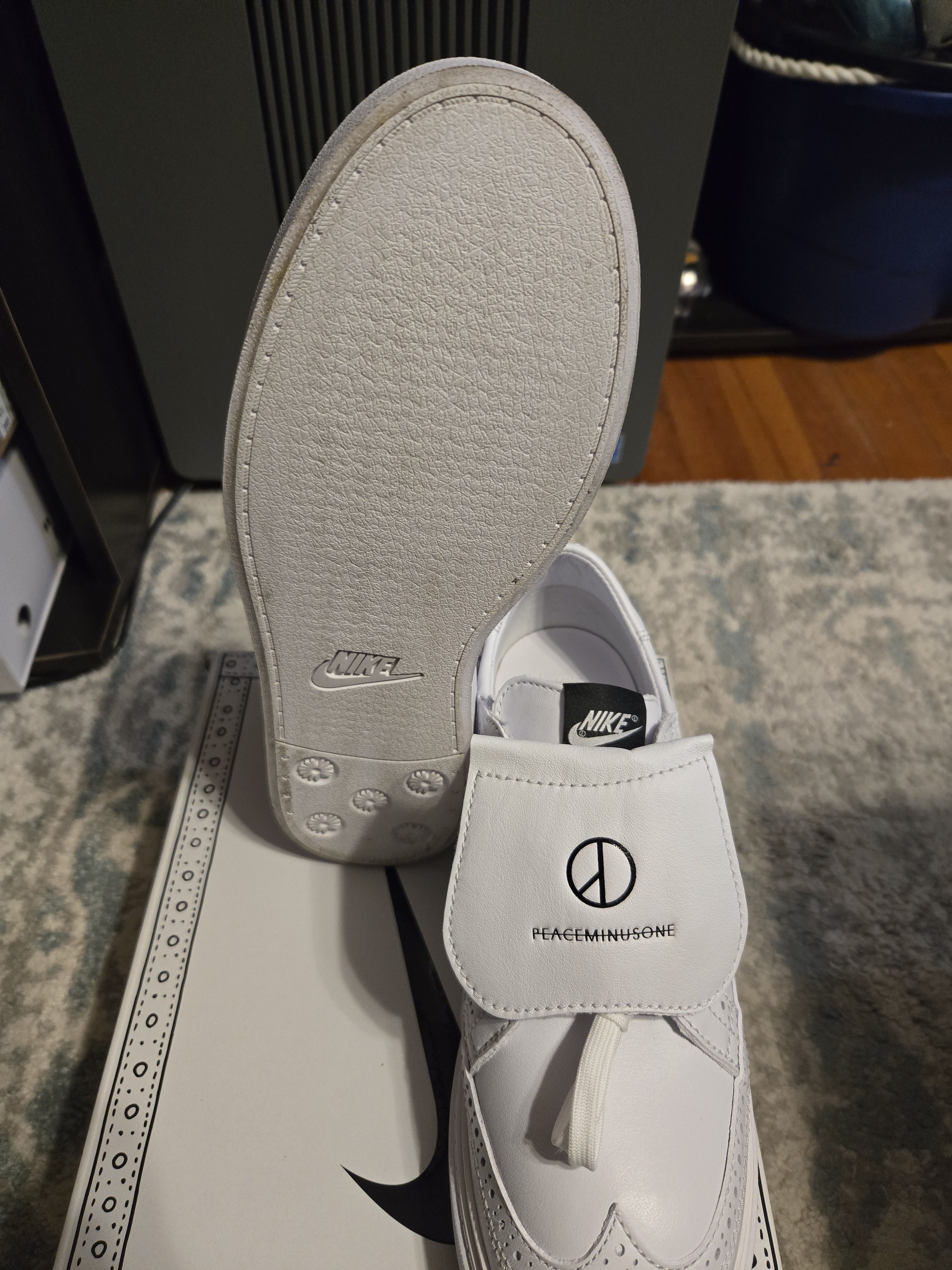 Nike G-Dragon x Nike Kwondo 1 Triple White Size US 8 / EU 41 - 7 Thumbnail