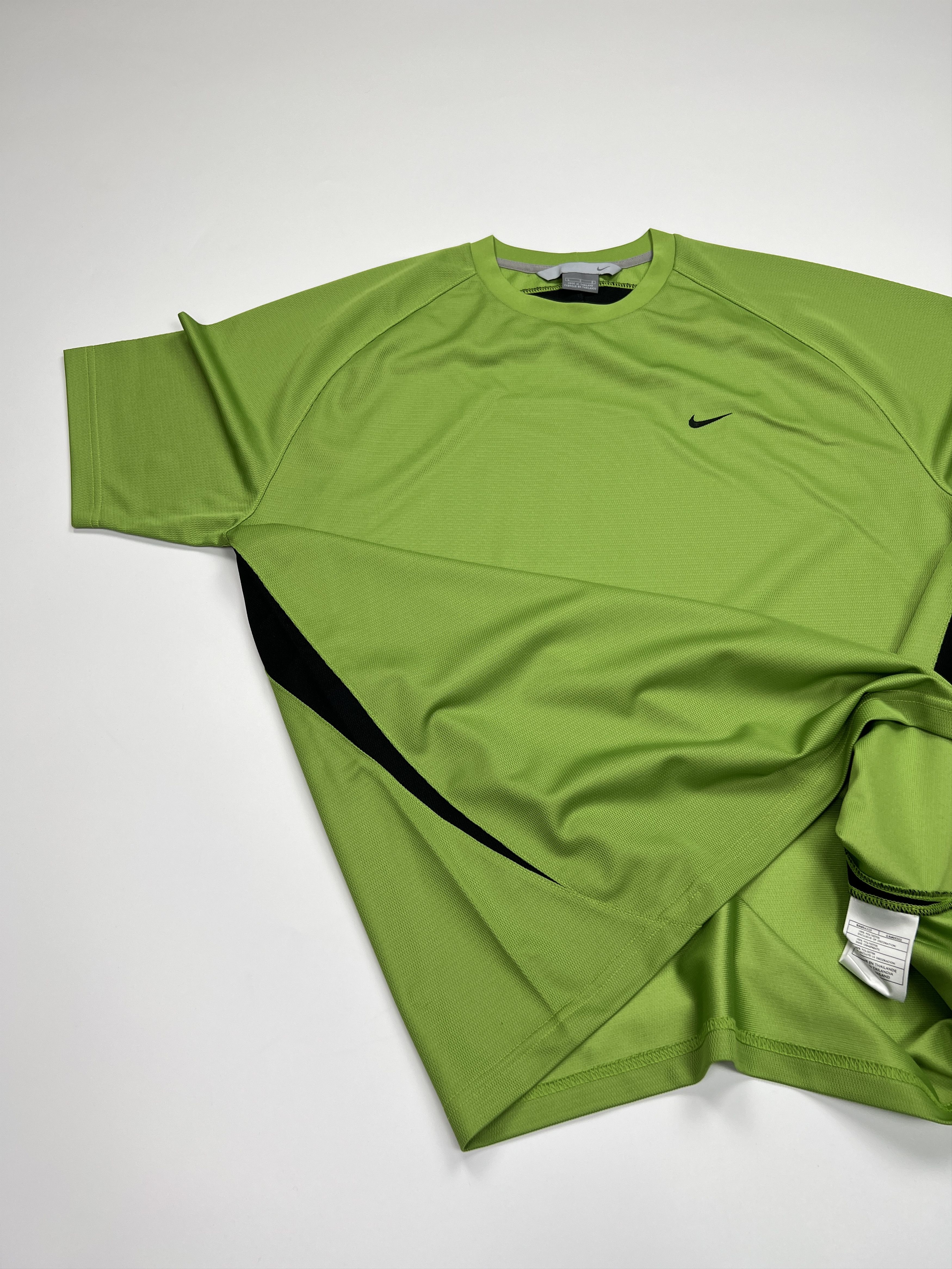 Nike Vintage y2k Nike TN Style Green Jersey Shirt Small Swoosh Size US L / EU 52-54 / 3 - 5 Thumbnail