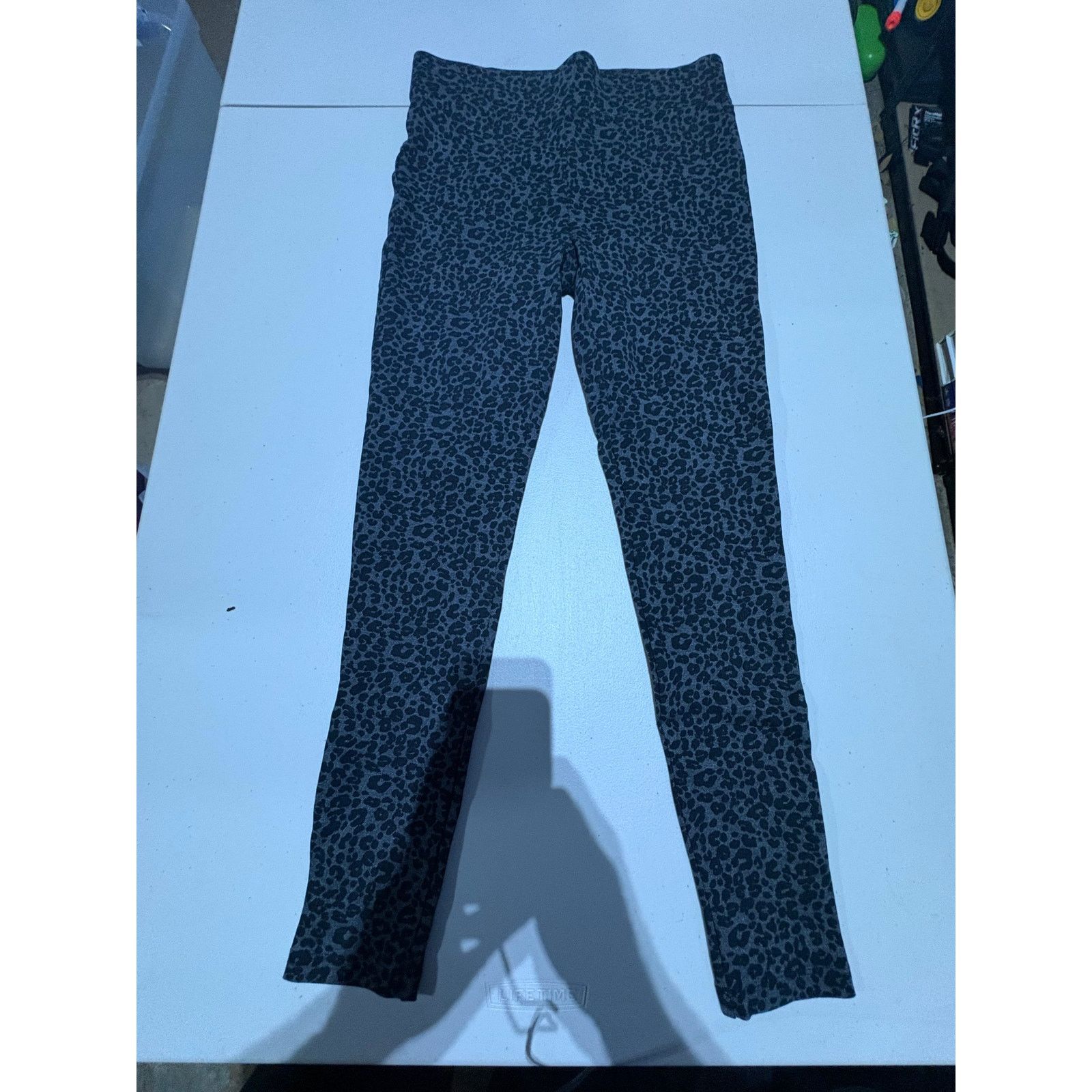 Loft Women’s LOFT Leopard Print Leggings Size Small Size 27" / US 4 / IT 40 - 2 Thumbnail