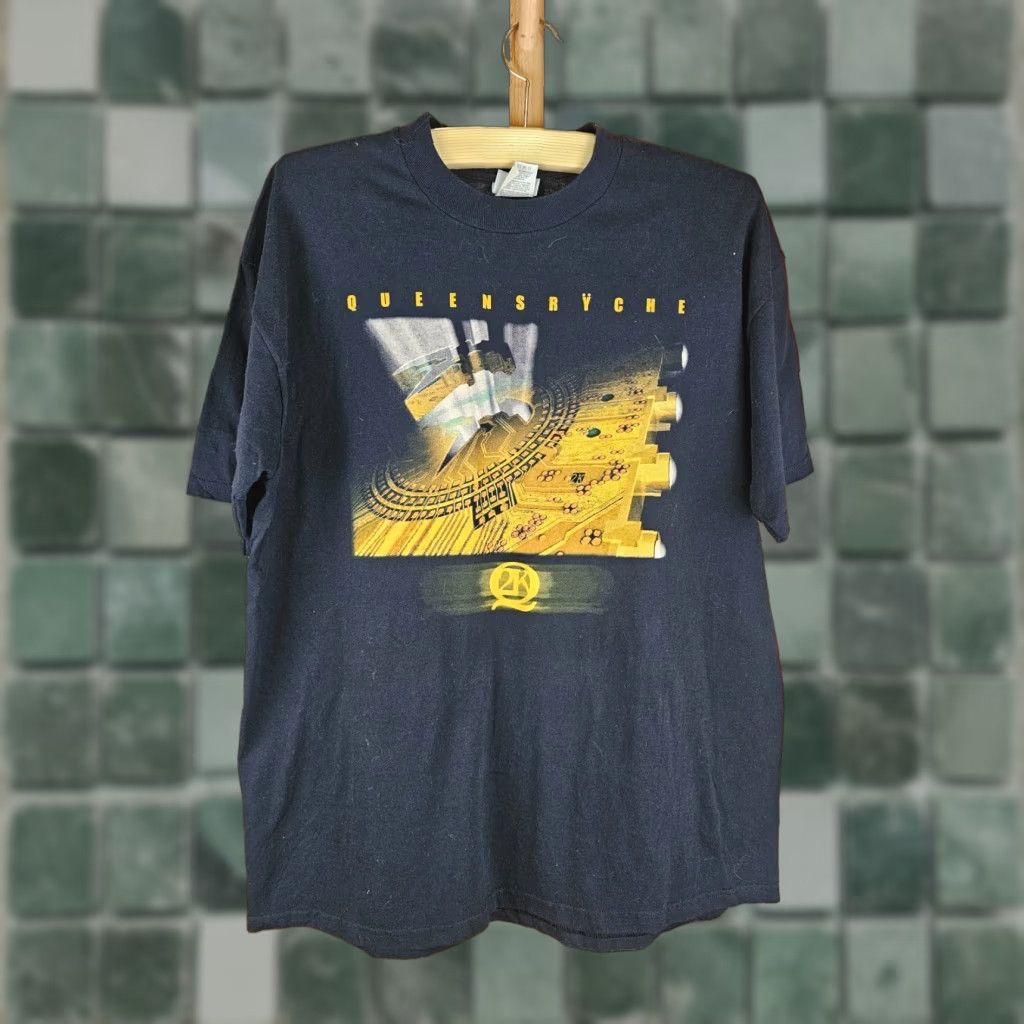 Jerzees VINTAGE QUEENSRYCHE HEAVY METAL TOUR BAND T-SHIRT SZ LARGE Shirt Men L Black Size US L / EU 52-54 / 3 - 1 Thumbnail