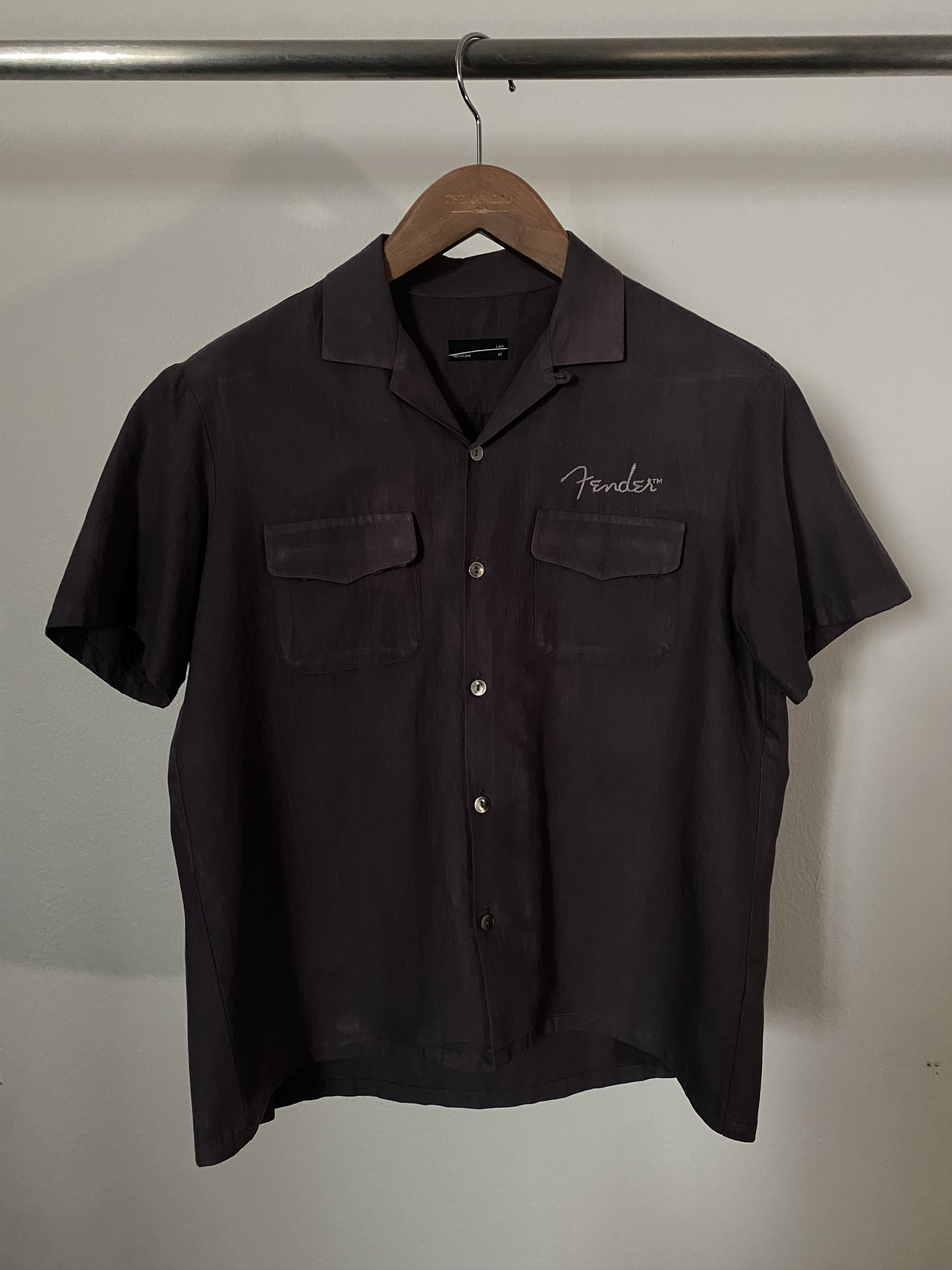 2000's Lad Fender Cropped Shirt