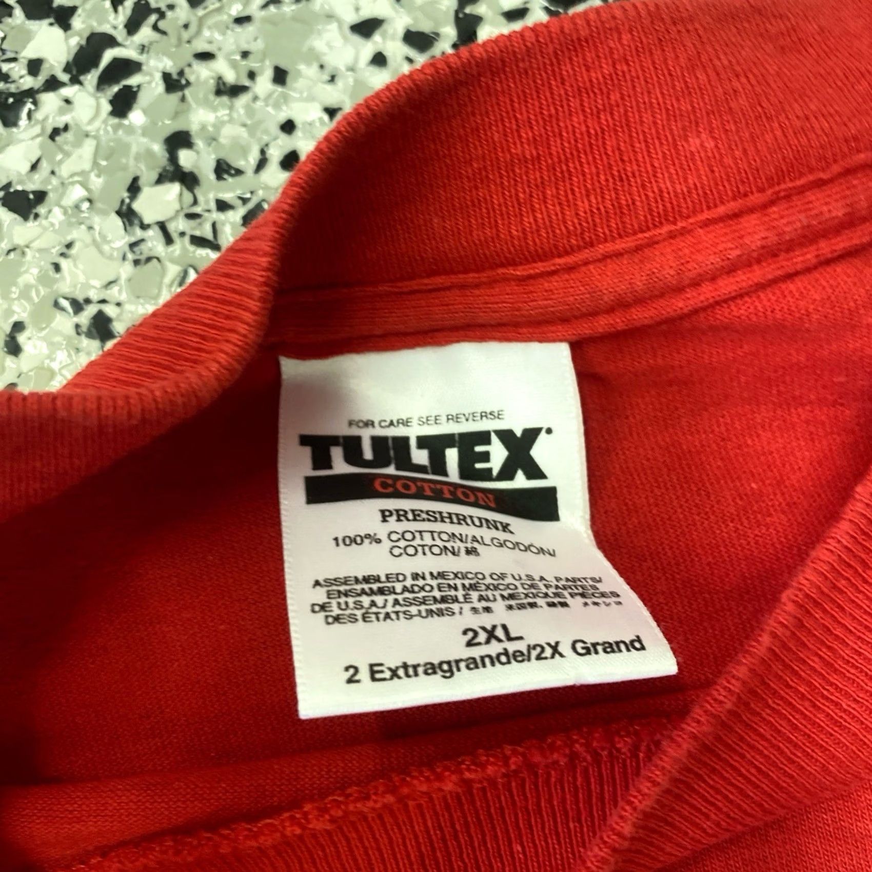 Tultex VINTAGE Tultex 90s Arizona Wildcats Basketball T Shirt XXL Red Mens Short Sleeve Logo Graphic Print Shirt Size US XXL / EU 58 / 5 - 3 Thumbnail
