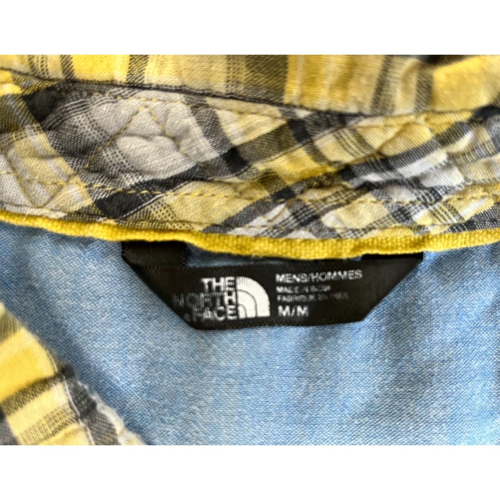 The North Face VINTAGE The North Face Men’s Short Sleeve Button-Up Shirt Plaid Sz M Size US M / EU 48-50 / 2 - 4 Thumbnail