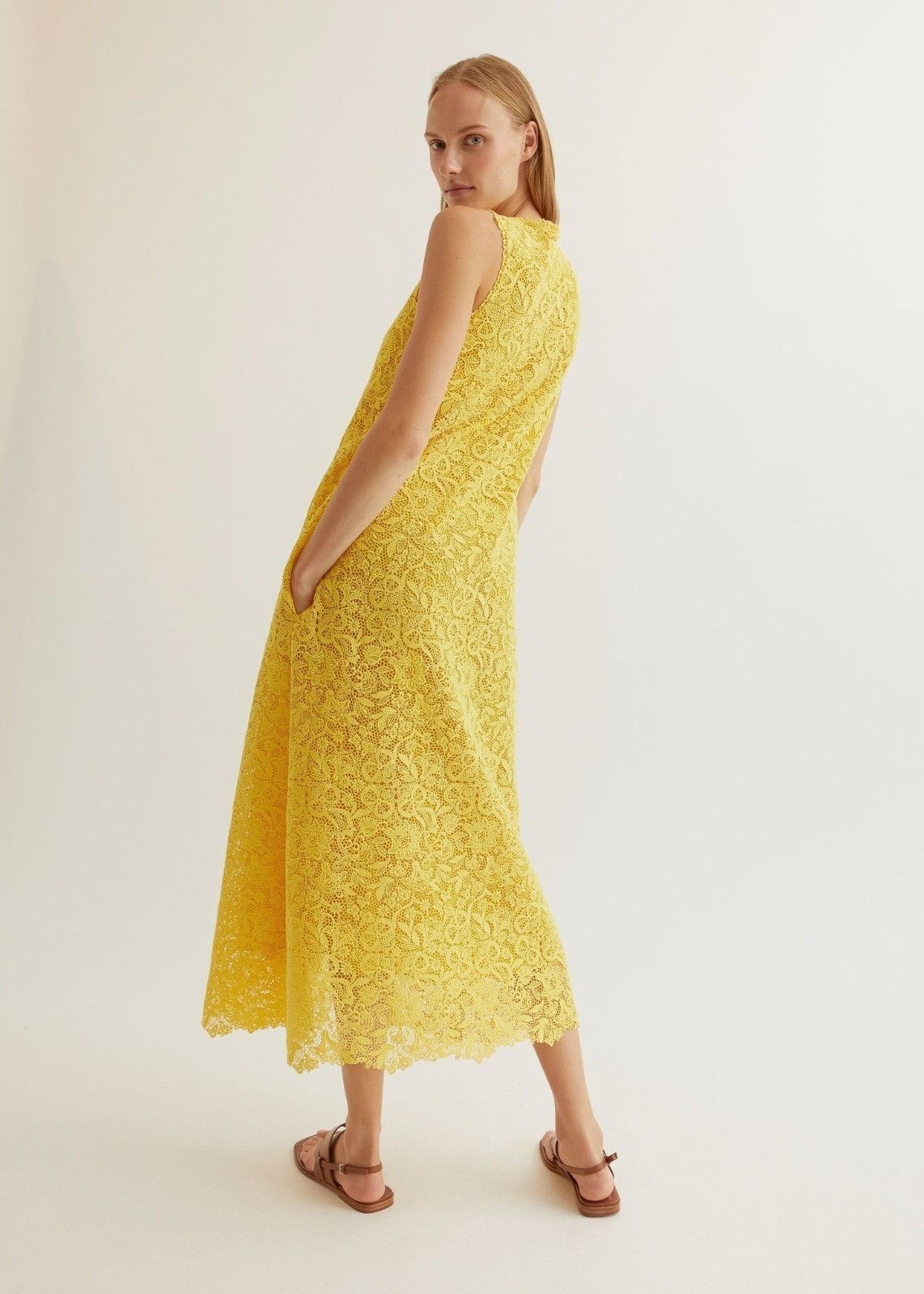 Loro Piana o1srvl11e0824 Ameena Infinite Macrame Maxi Dress in Yellow Size S / US 4 / IT 40 - 3 Thumbnail