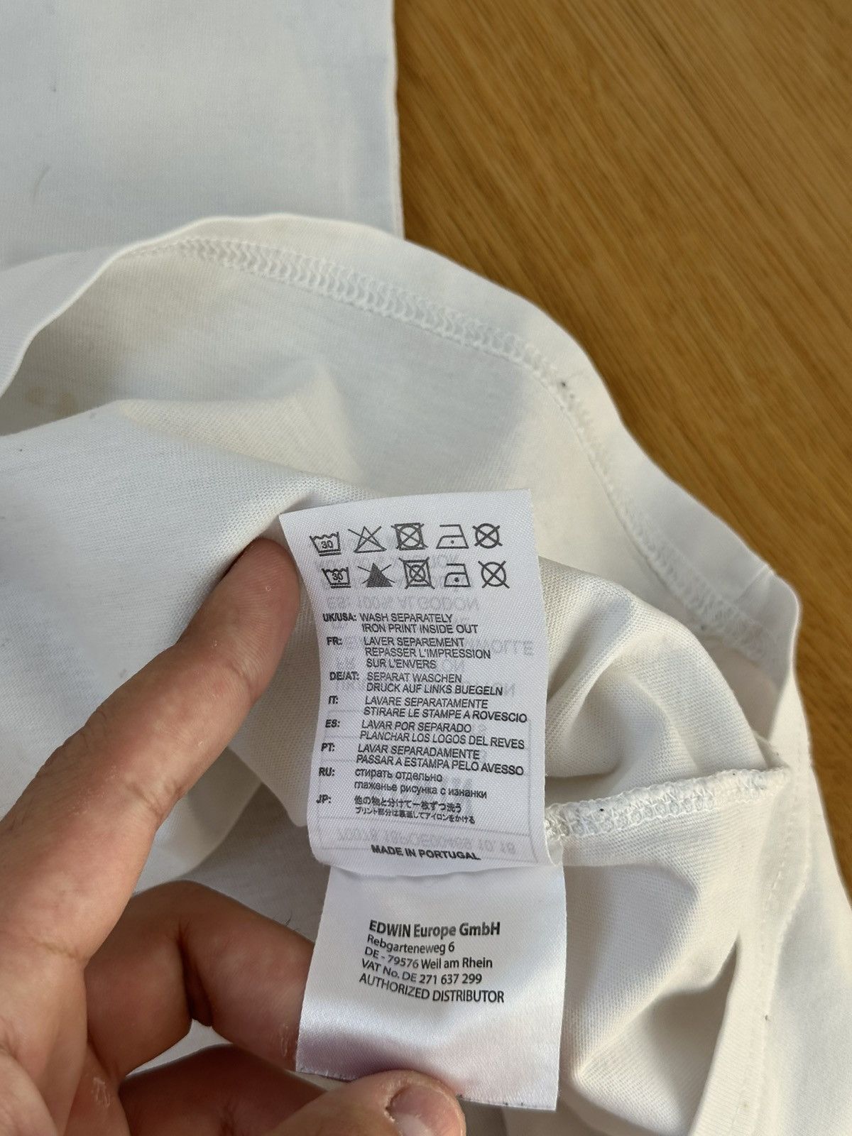 Edwin Vintage Edwin Sun Set T-shirt Logo Men M Size White Size US M / EU 48-50 / 2 - 11 Thumbnail