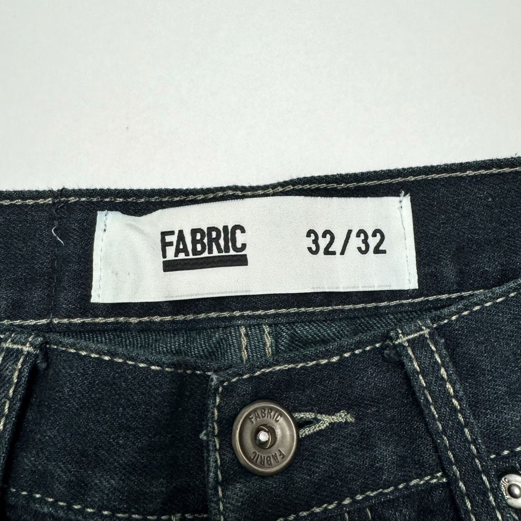 Vintage Fabric Jeans 32x32 Regular Fit Denim Dark Indigo Wash Y2K Button Fly Mens Jeans Waist 32 Inseam 32 Blue Straight Denim Fabric Brand Mens Jeans 32x32 Size US 32 / EU 48 - 3 Thumbnail