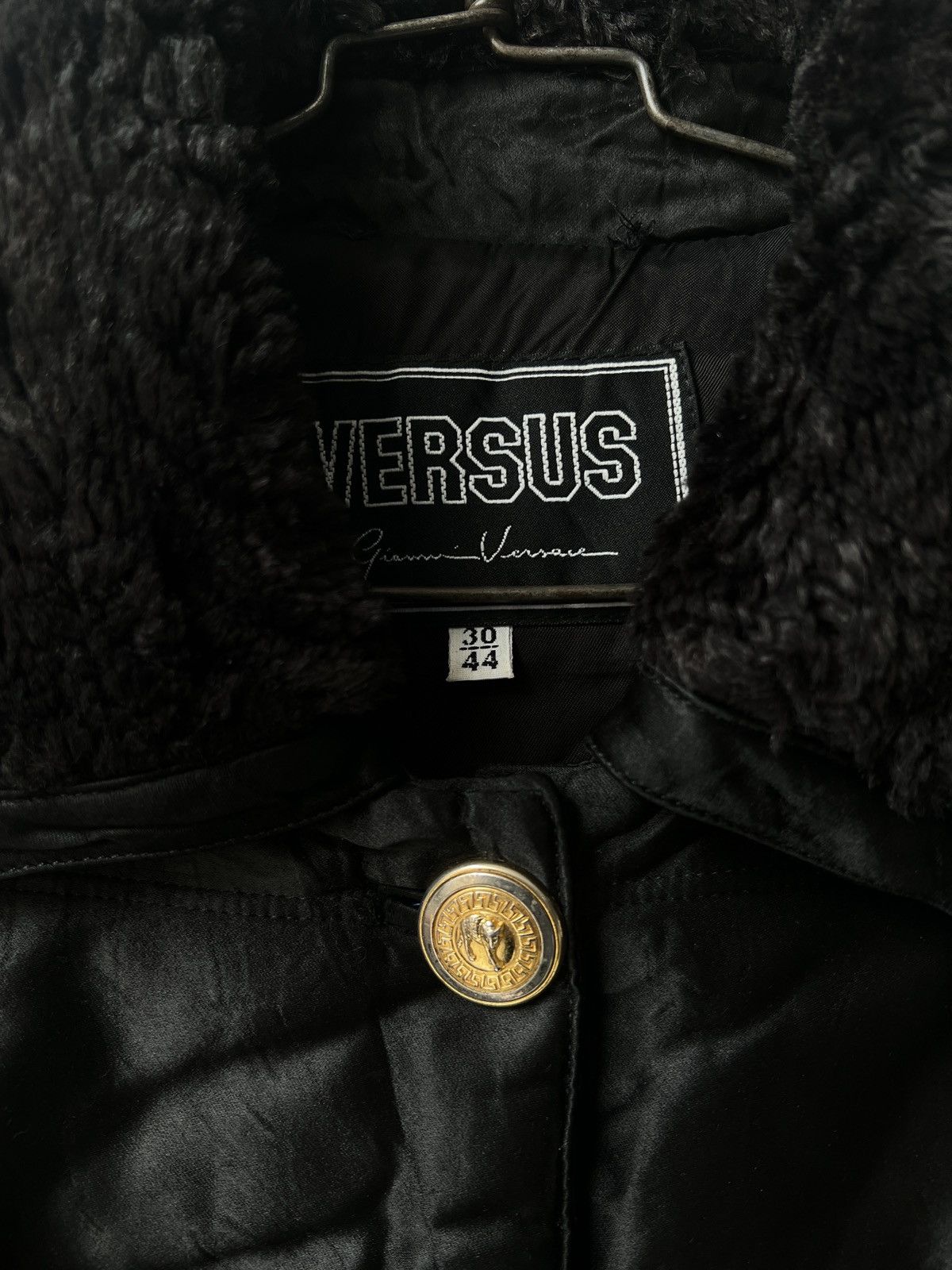 Versus Versace VERSUS Gianni Versace Black Faux Fur Jacket Size US L / EU 52-54 / 3 - 3 Thumbnail