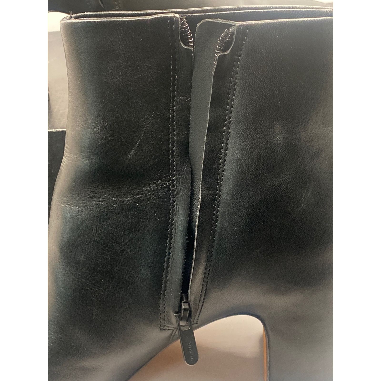 Vince Vince Womens Terri Ankle Boot Black Leather USA 9.5 Size US 9.5 / IT 39.5 - 9 Thumbnail