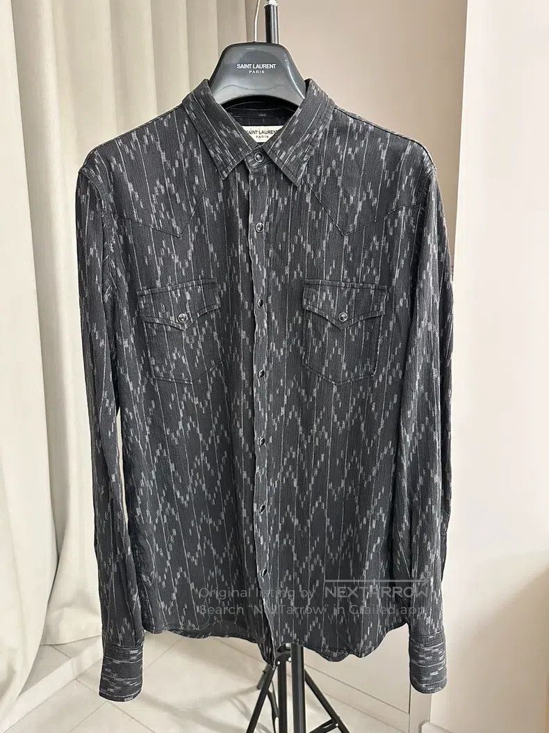Saint Laurent Paris Saint Laurent Paris Cat's eye button irregular striped shi Size US L / EU 52-54 / 3 - 1 Thumbnail