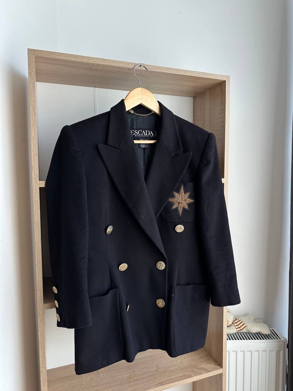 Escada × Vintage Vintage Escada Margaretha Ley Black Big Logo Wool Blazer Size M / US 6-8 / IT 42-44 - 8 Thumbnail