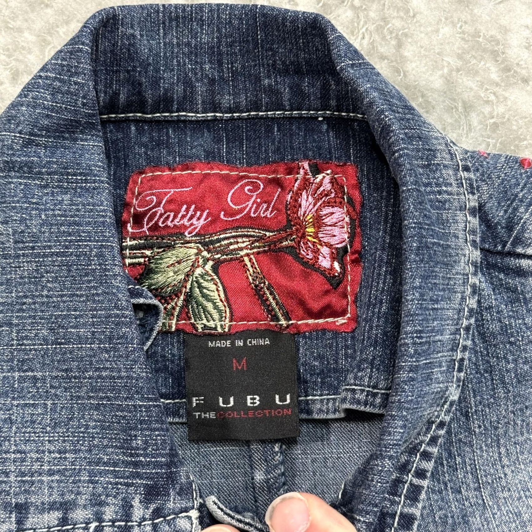 Fubu VINTAGE FUBU Jacket Womens M Denim Floral Embroidered Sequin Y2K Size M / US 6-8 / IT 42-44 - 5 Thumbnail