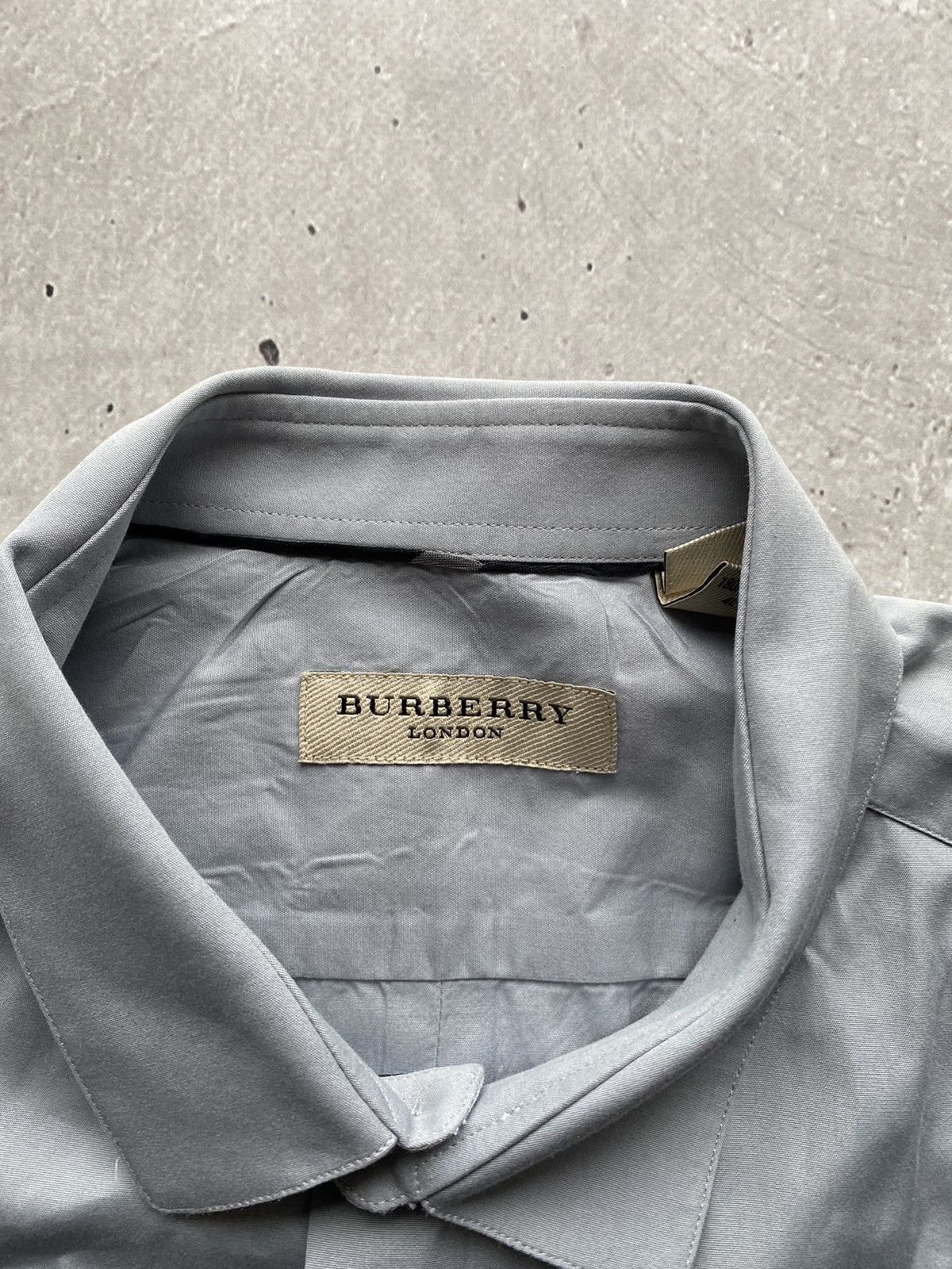Burberry Vintage Burberry London Nova Check Flannel Button up shirt Size US XL / EU 56 / 4 - 3 Thumbnail
