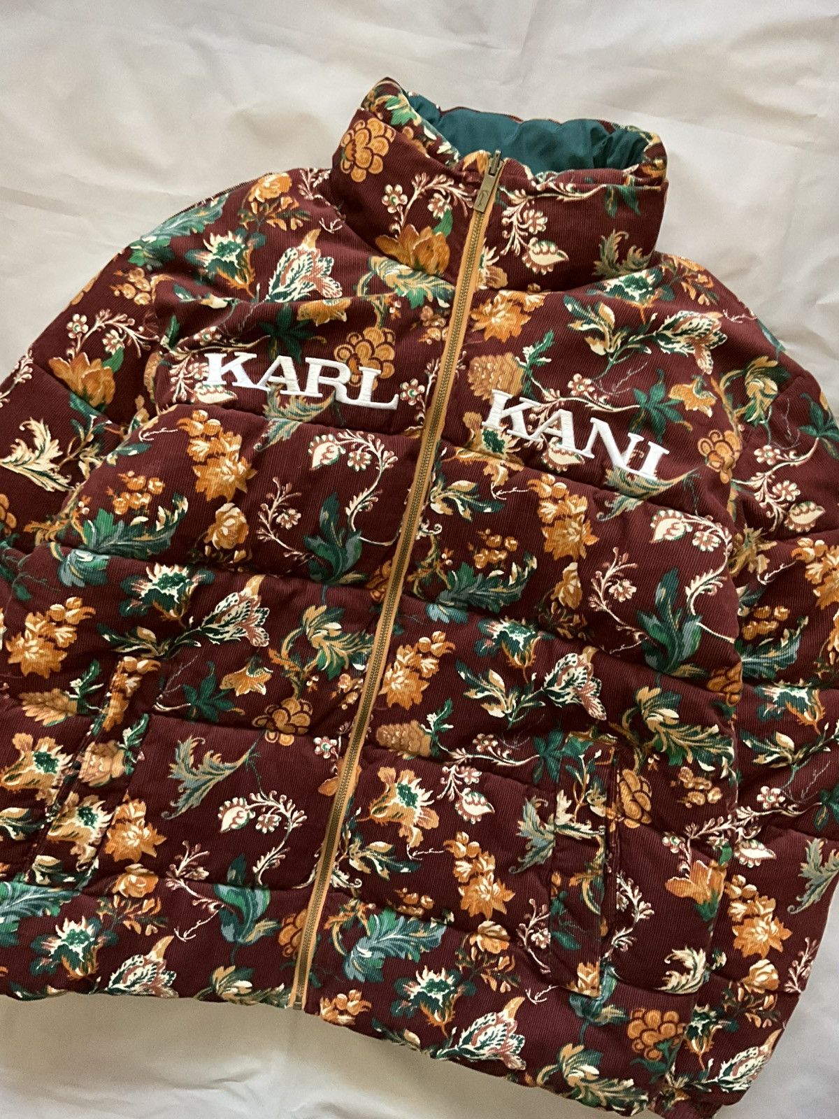 Karl Kani Karl Kani Retro Reversible Corduroy Flower Puffer Jacket Size US L / EU 52-54 / 3 - 2 Thumbnail