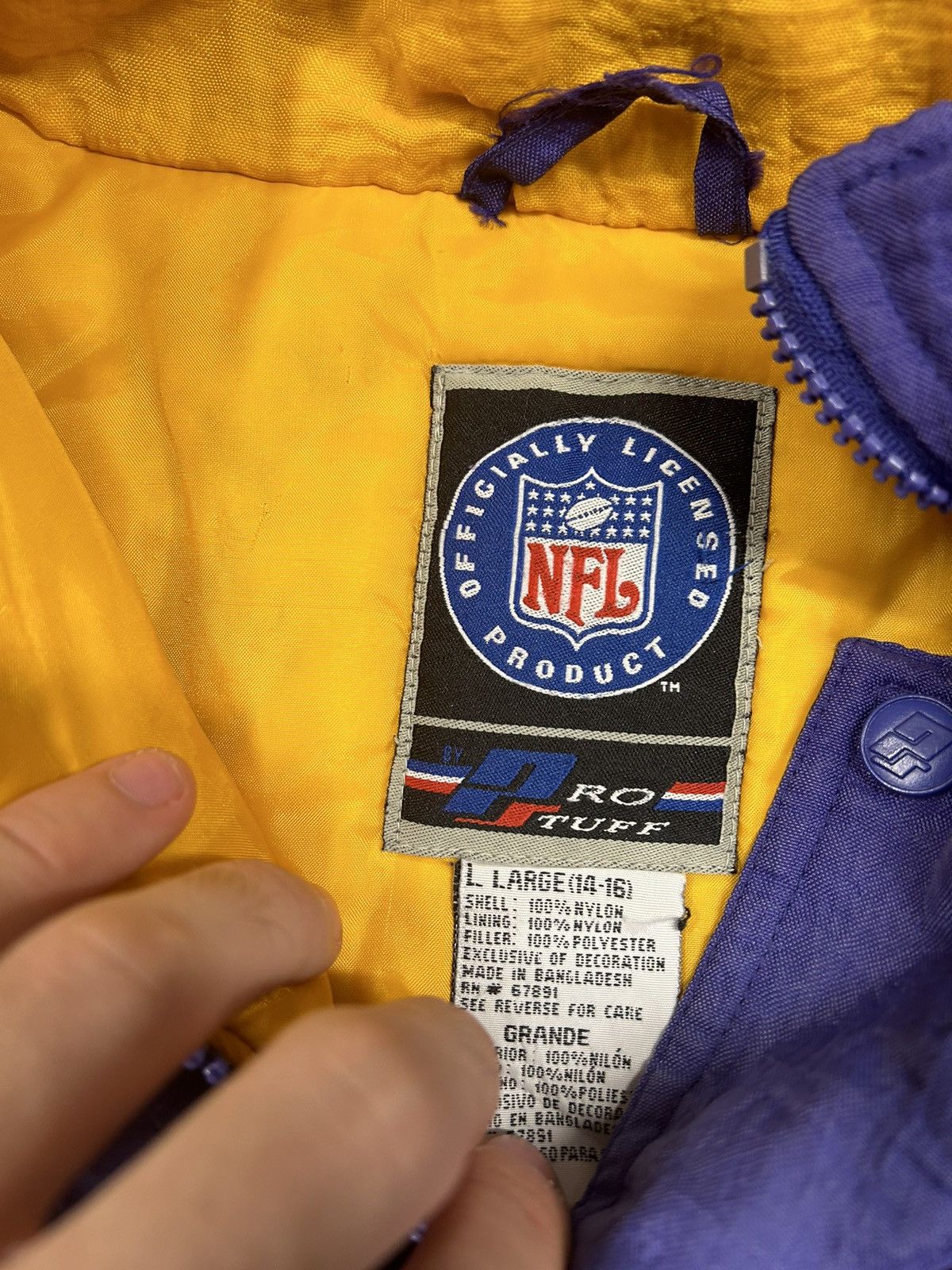 NFL × Starter × Vintage Crazy Vintage 90s Purple Minnesota Viking Starter Jacket NFL Size US S / EU 44-46 / 1 - 4 Thumbnail